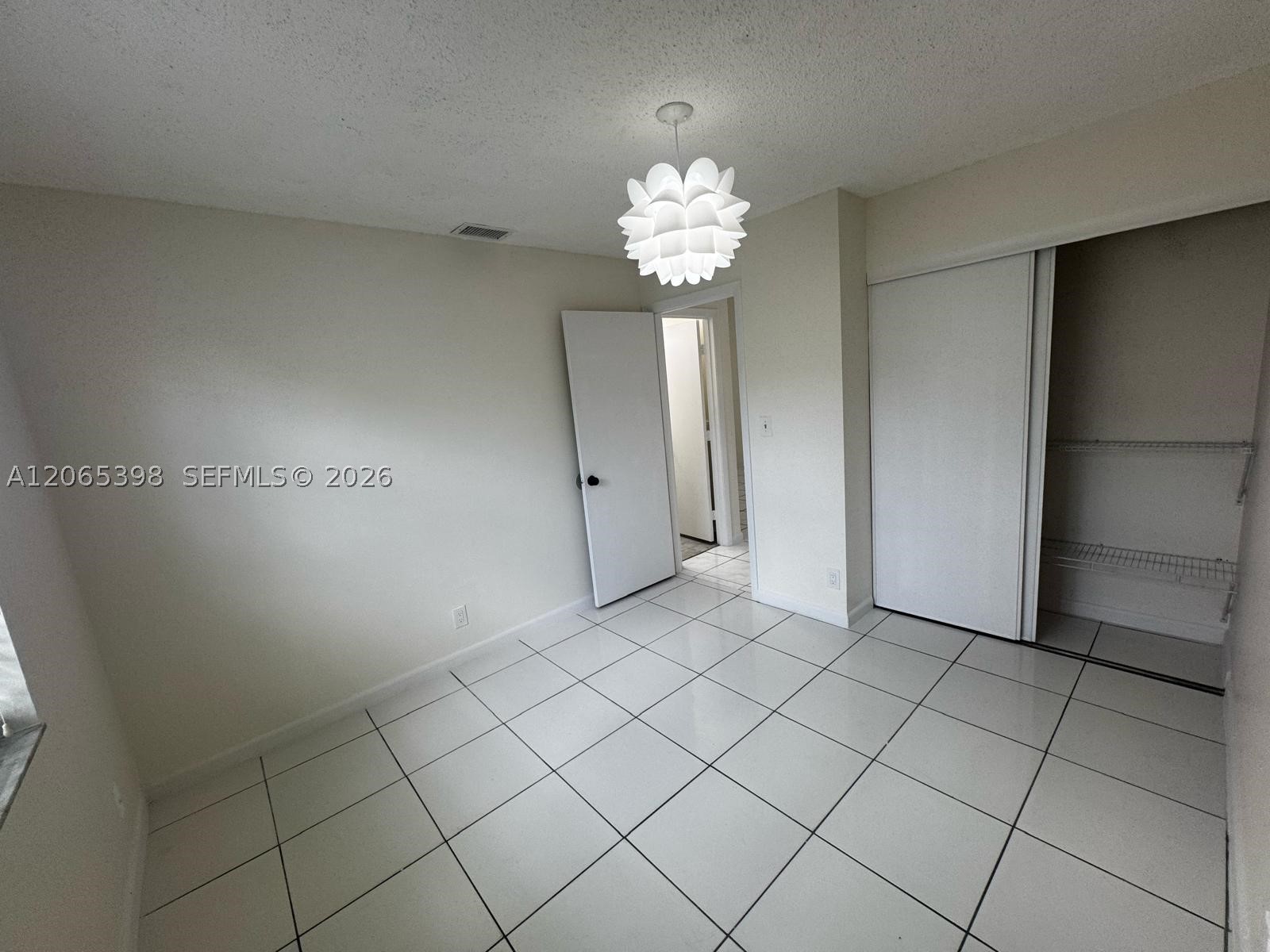8848 Nw 76th Ct Property Photo 11
