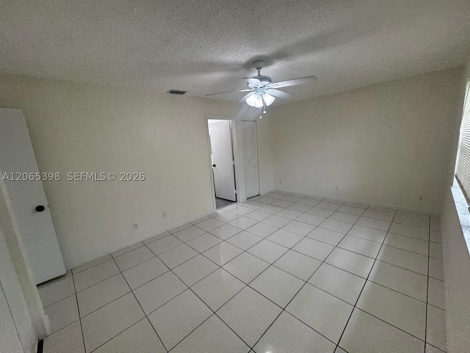 8848 Nw 76th Ct Property Photo 15