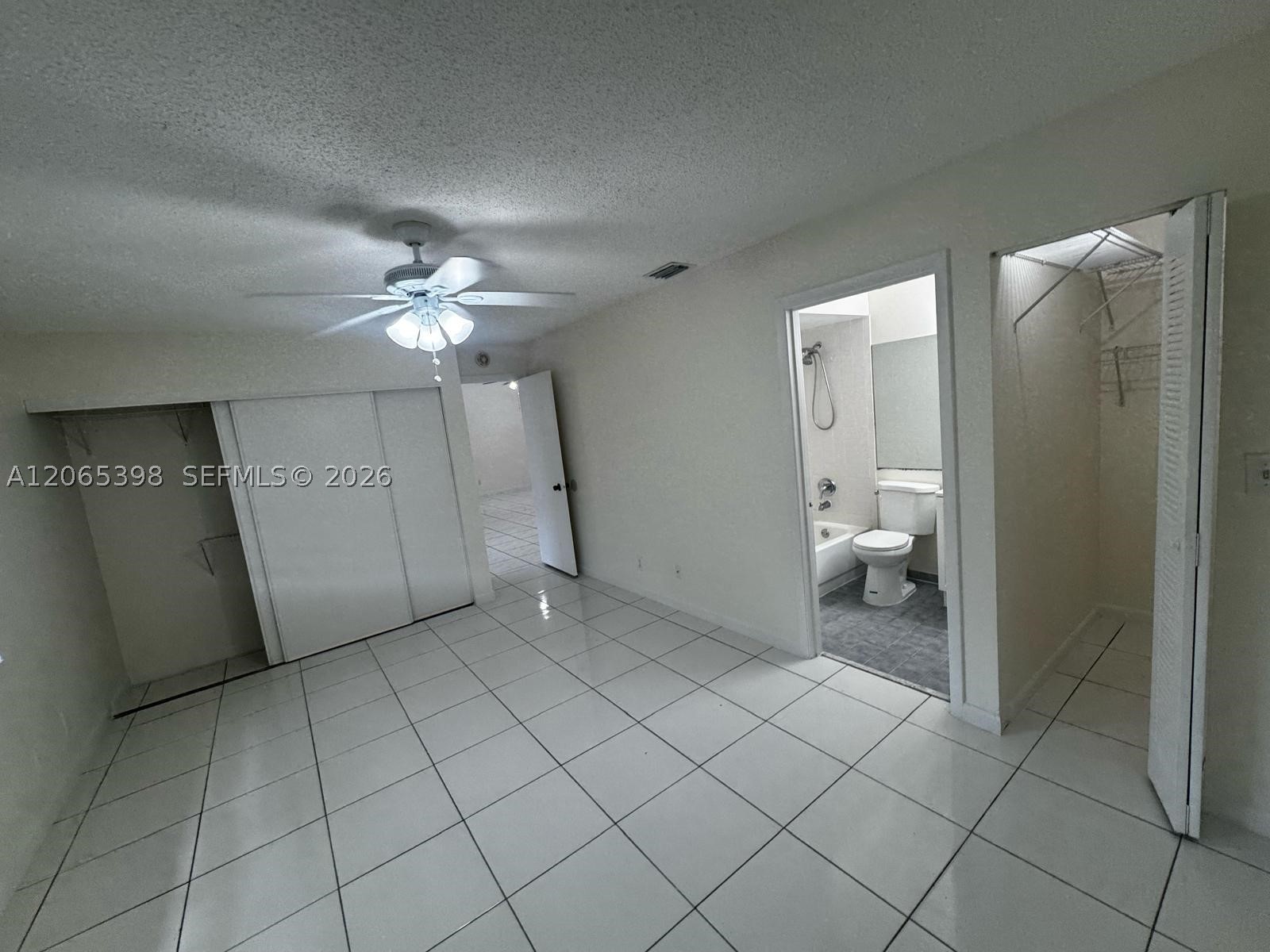 8848 Nw 76th Ct Property Photo 16