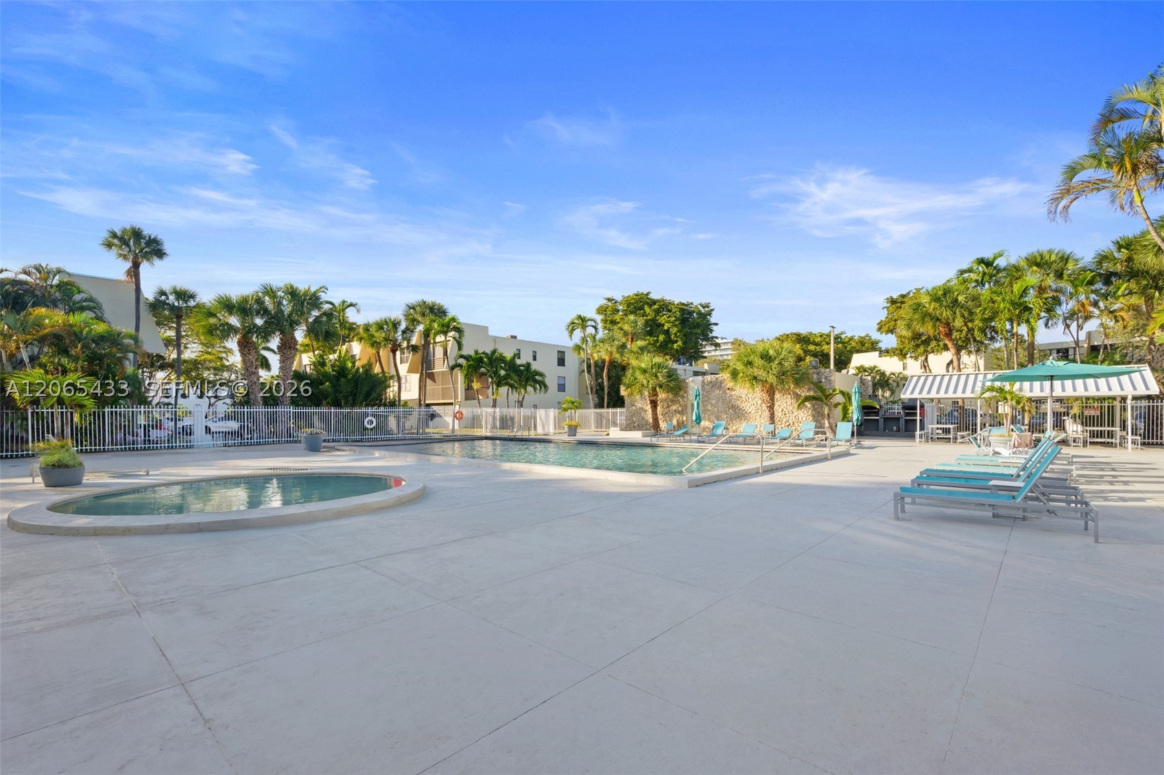 20401 Ne 30th Ave 320-8 Property Photo 23