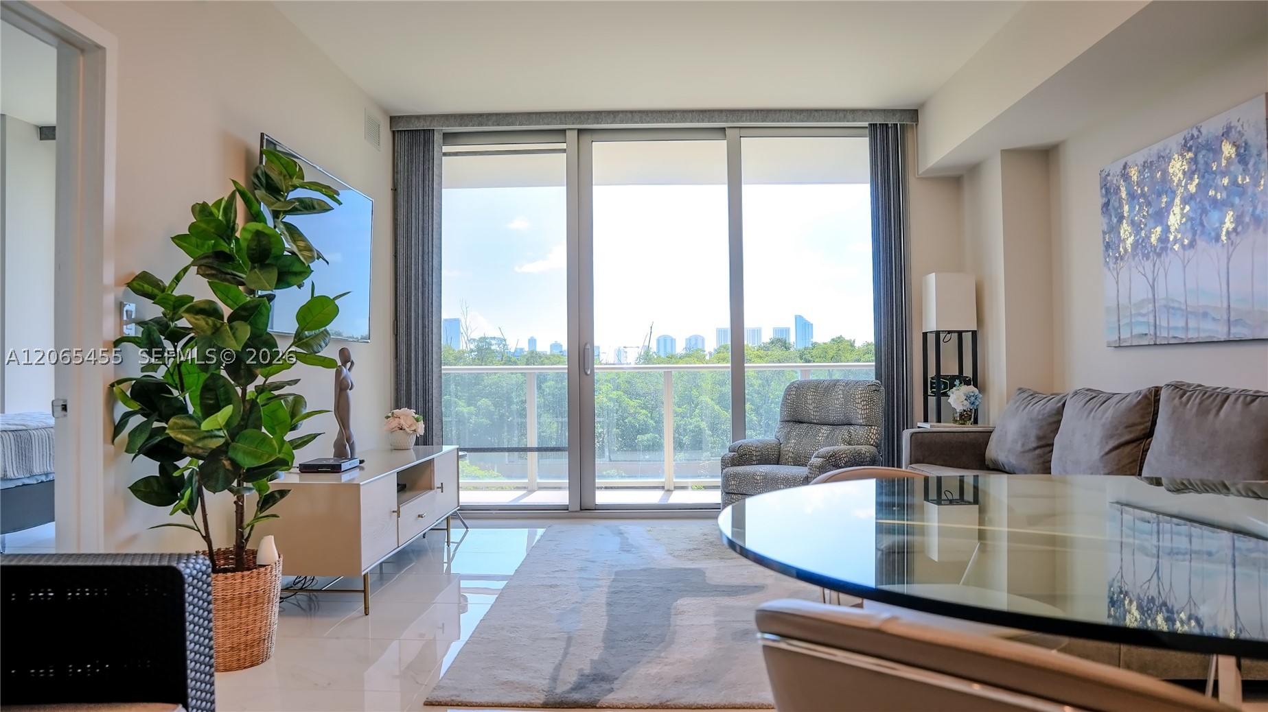 16385 Biscayne Blvd # 419 Property Photo 2