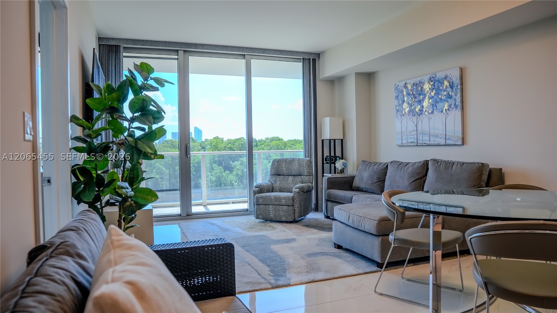 16385 Biscayne Blvd # 419 Property Photo 3