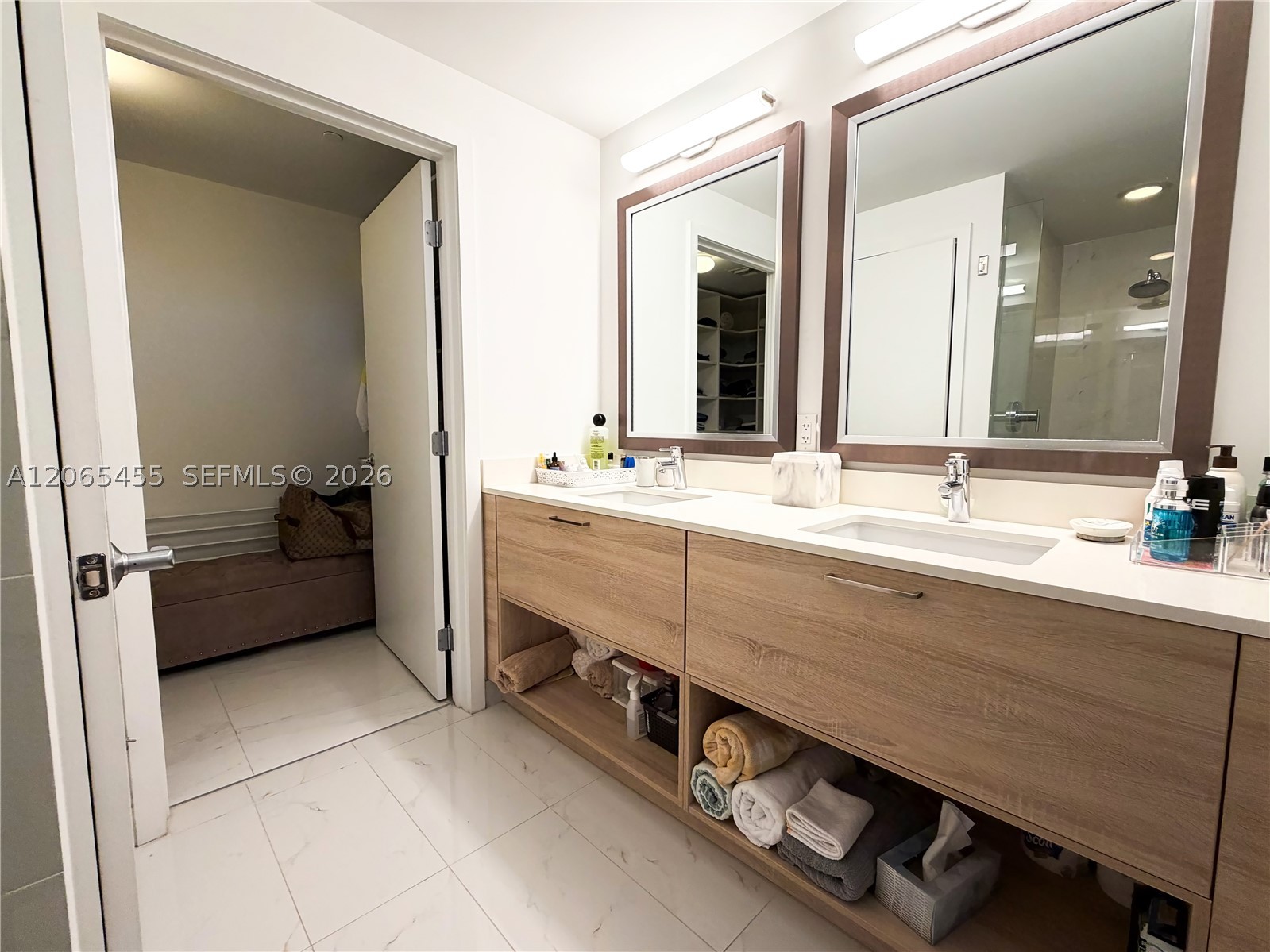 16385 Biscayne Blvd # 419 Property Photo 10