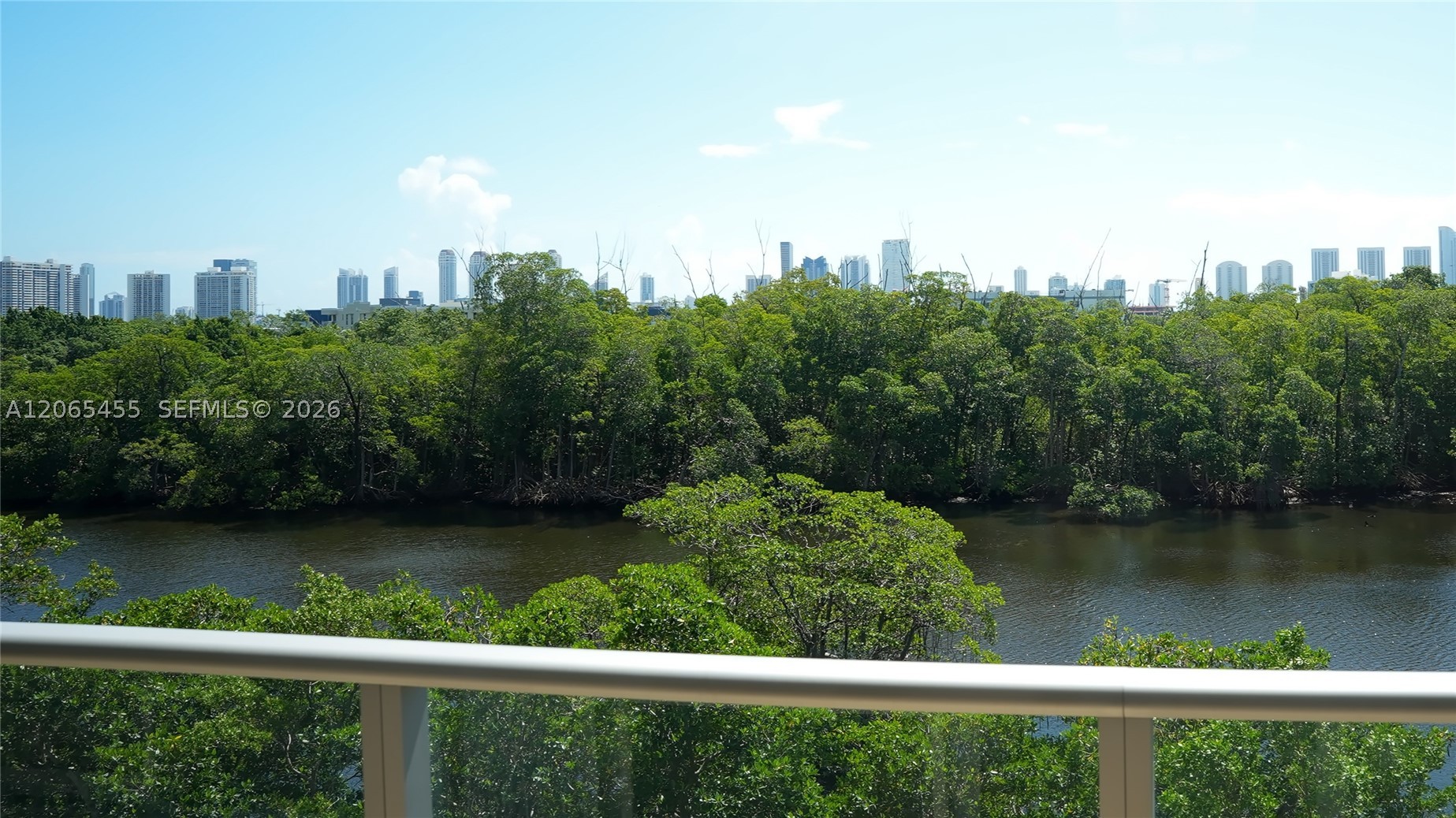 16385 Biscayne Blvd # 419 Property Photo 13