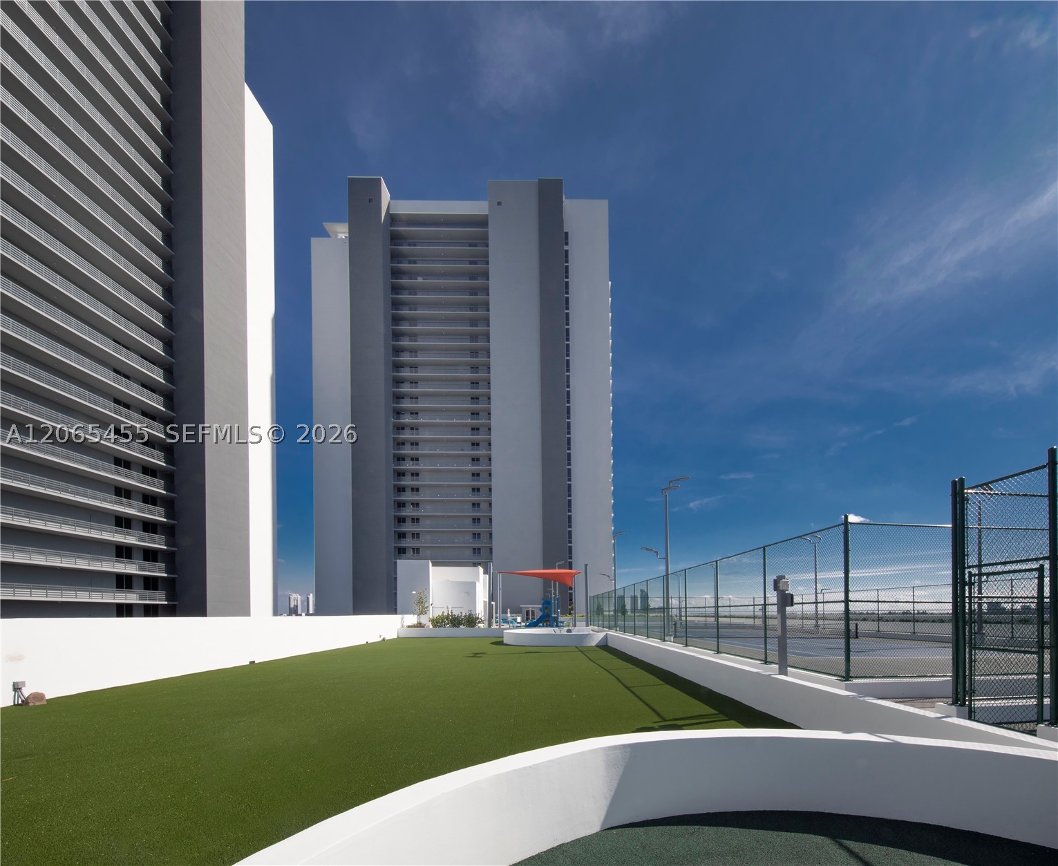 16385 Biscayne Blvd # 419 Property Photo 18