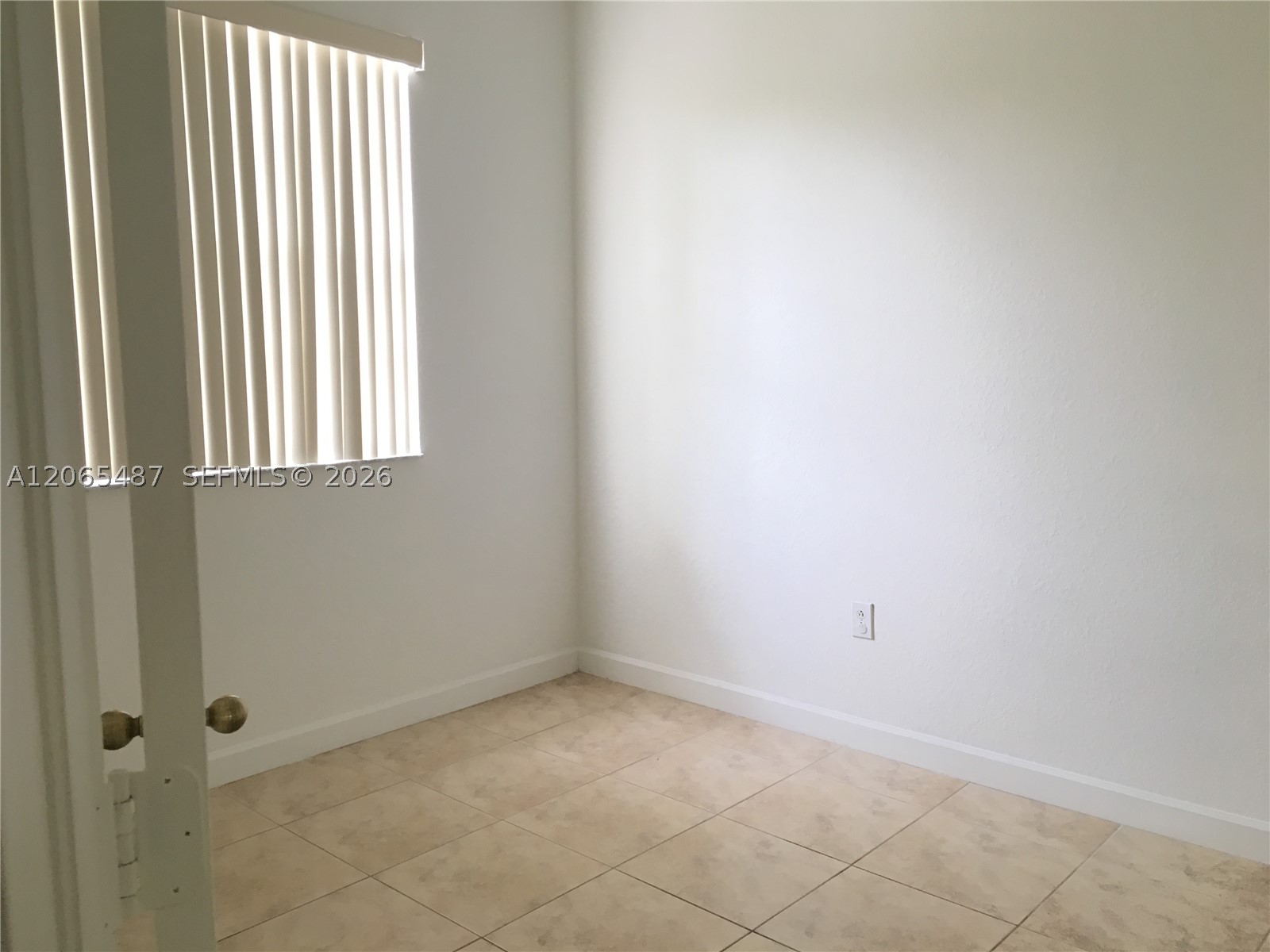 13211 Sw 127th Ct Property Photo 6