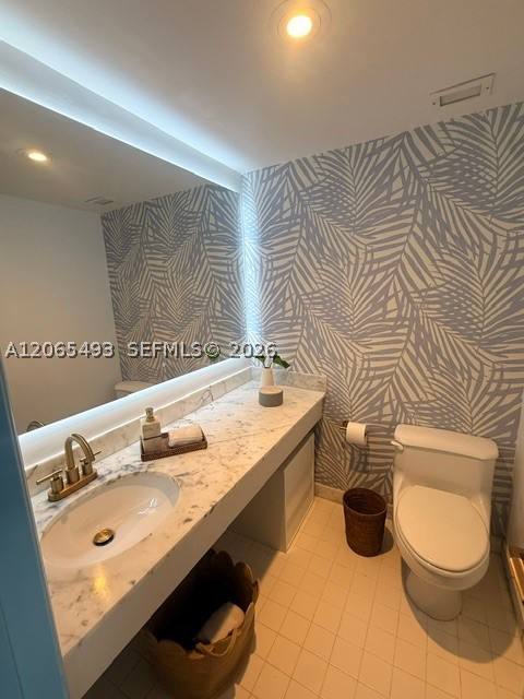 177 Ocean Lane Dr 1203 Property Photo 7