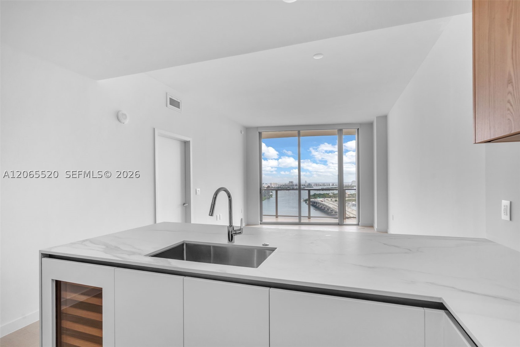 1400 Biscayne Blvd 2905 Property Photo 5