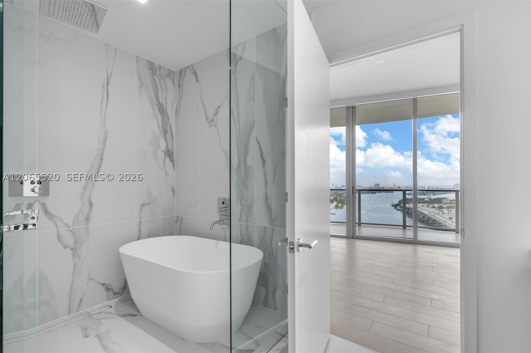 1400 Biscayne Blvd 2905 Property Photo 9