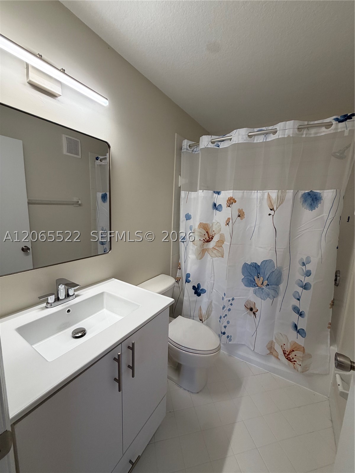1250 Se 29th St 202-58 Property Photo 10
