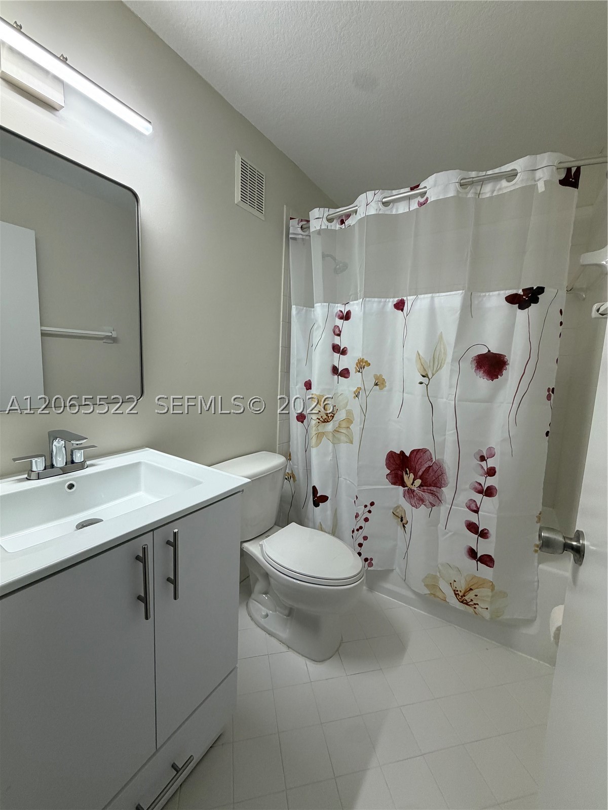 1250 Se 29th St 202-58 Property Photo 13