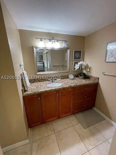 5001 Collins Ave 9e Property Photo 8
