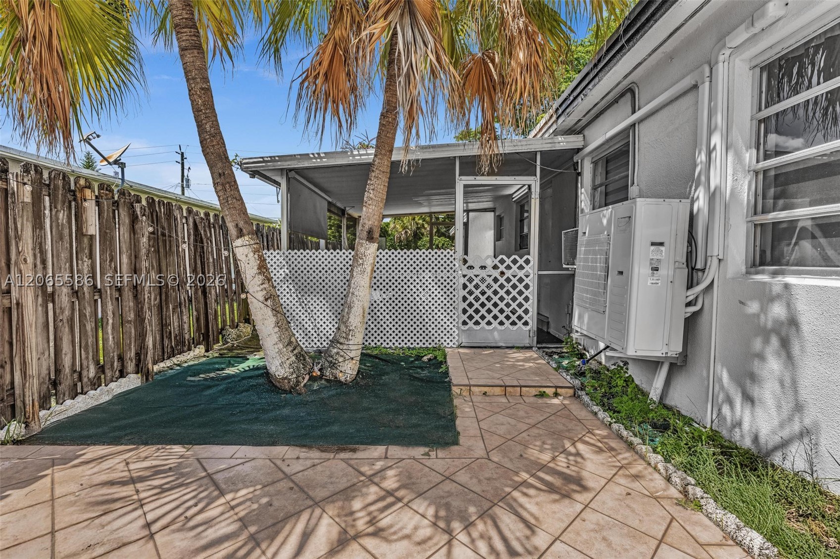 1943 Rodman St Property Photo 33