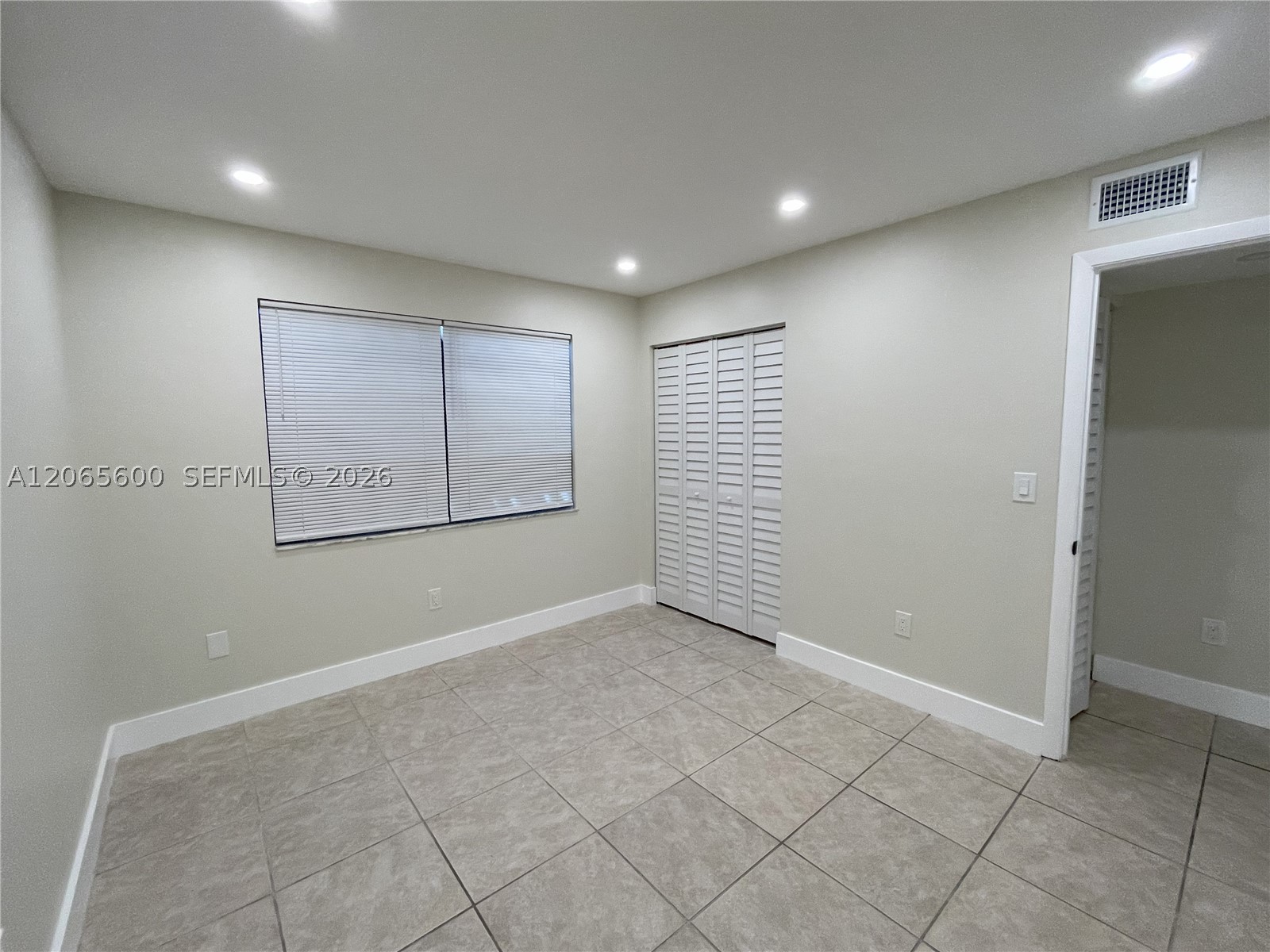 1447 Towhee St Property Photo 8
