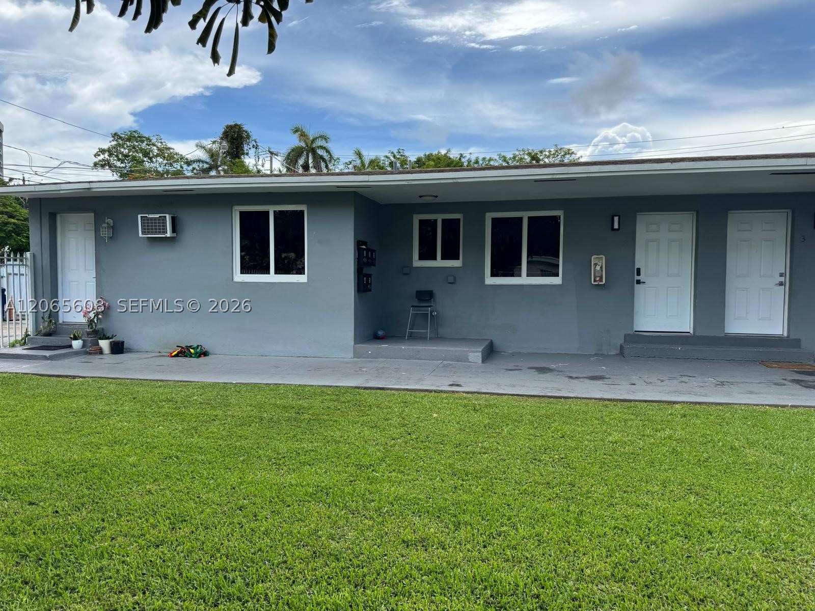 1864 Nw 28th St 2 Property Photo 6