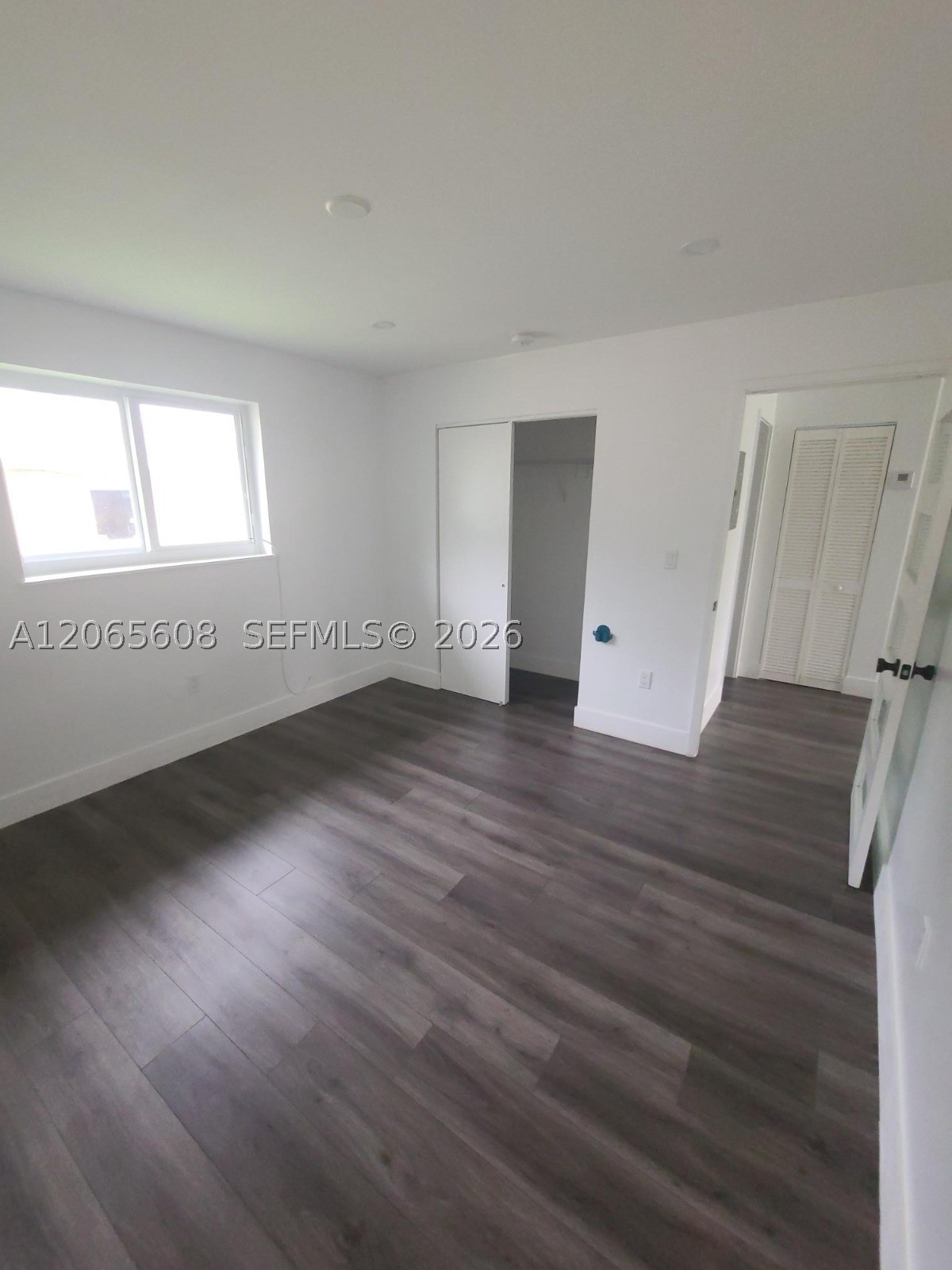 1864 Nw 28th St 2 Property Photo 14