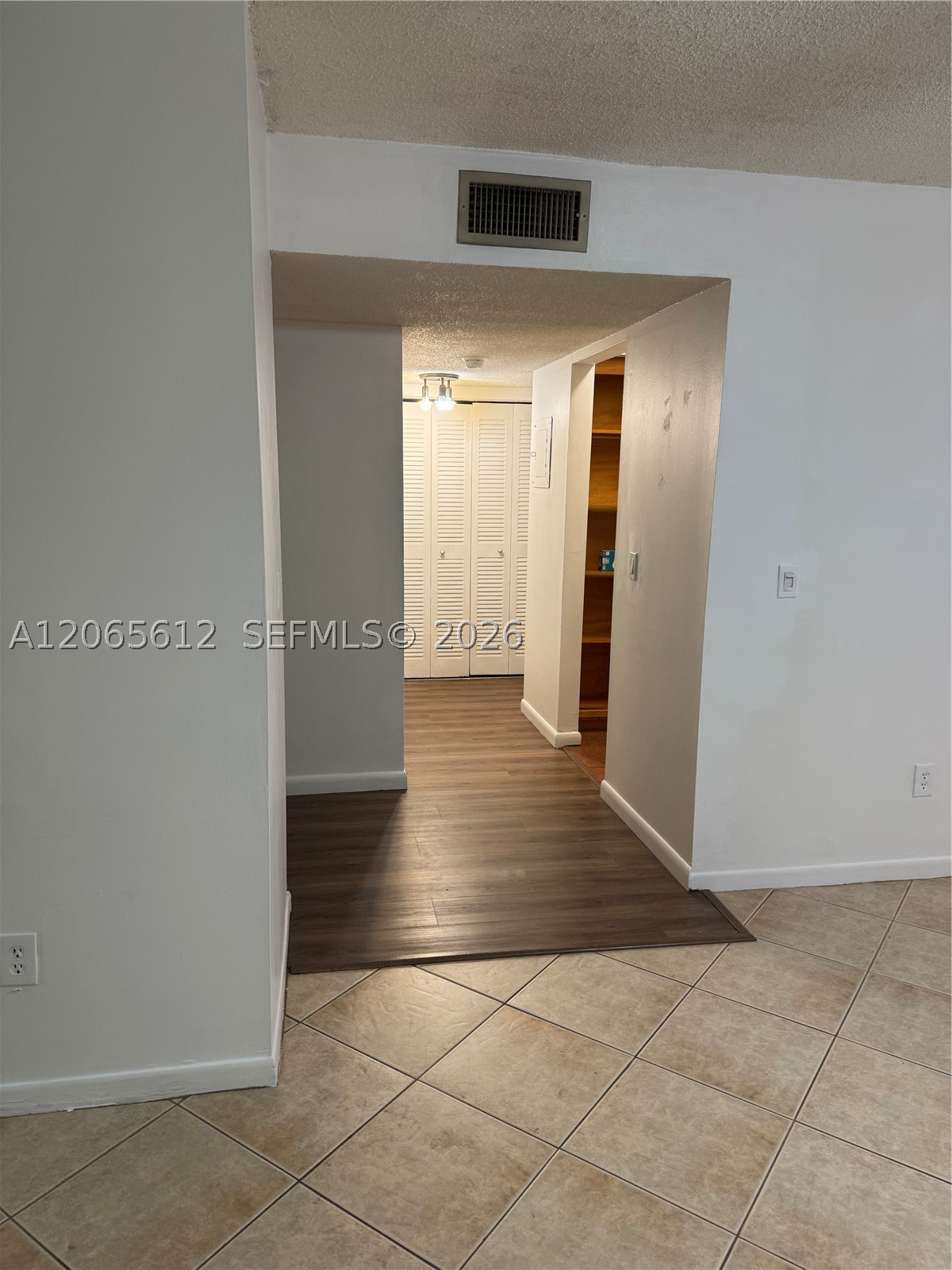 10762 La Placida Dr 7-105 Property Photo 7