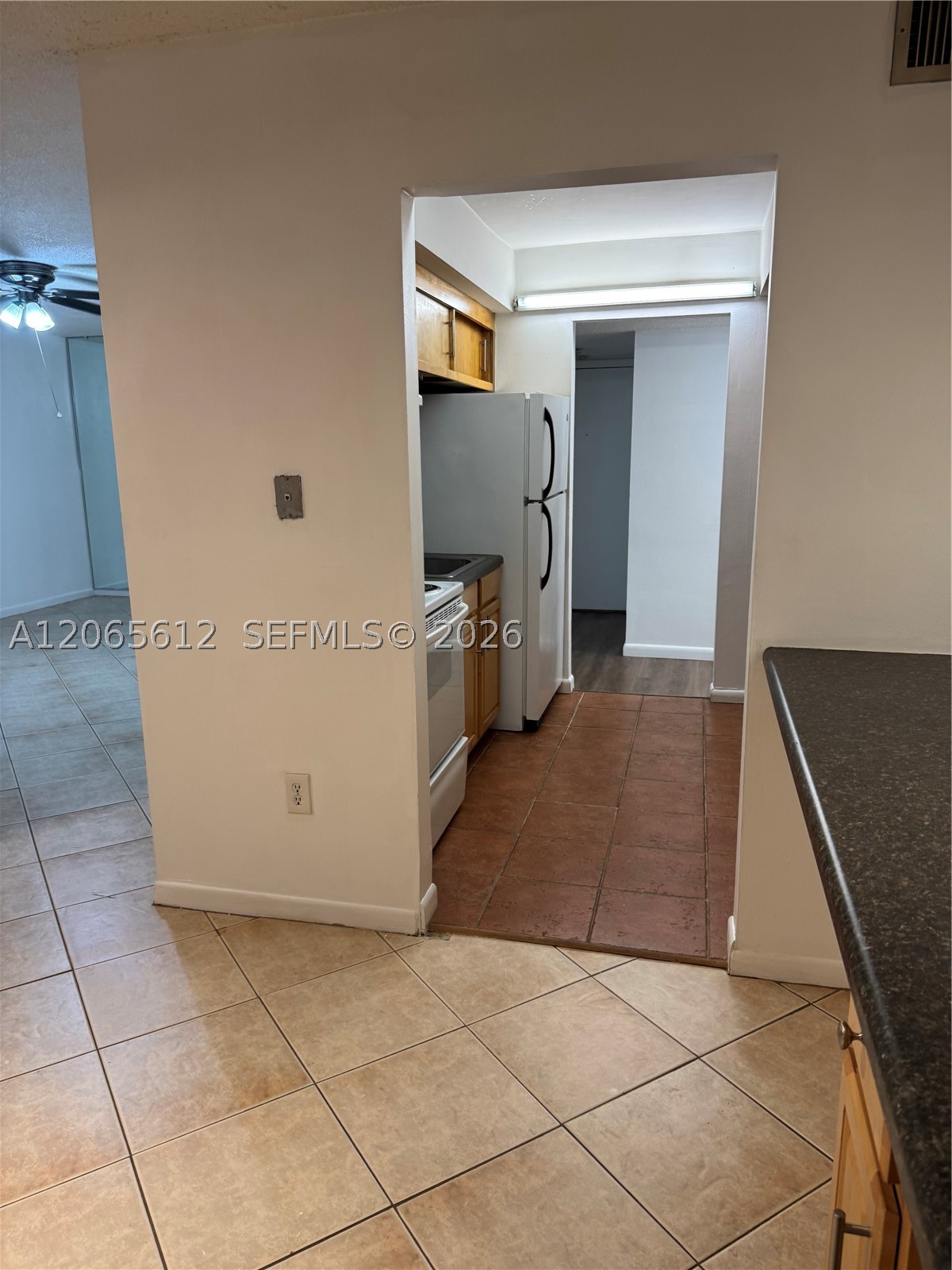 10762 La Placida Dr 7-105 Property Photo 9