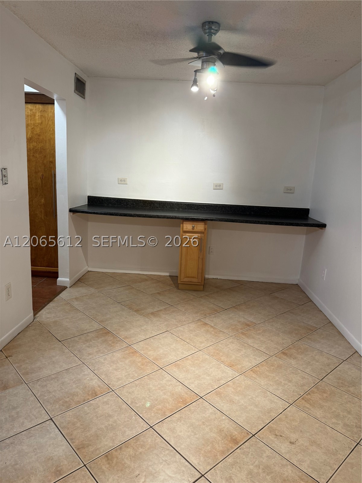 10762 La Placida Dr 7-105 Property Photo 11