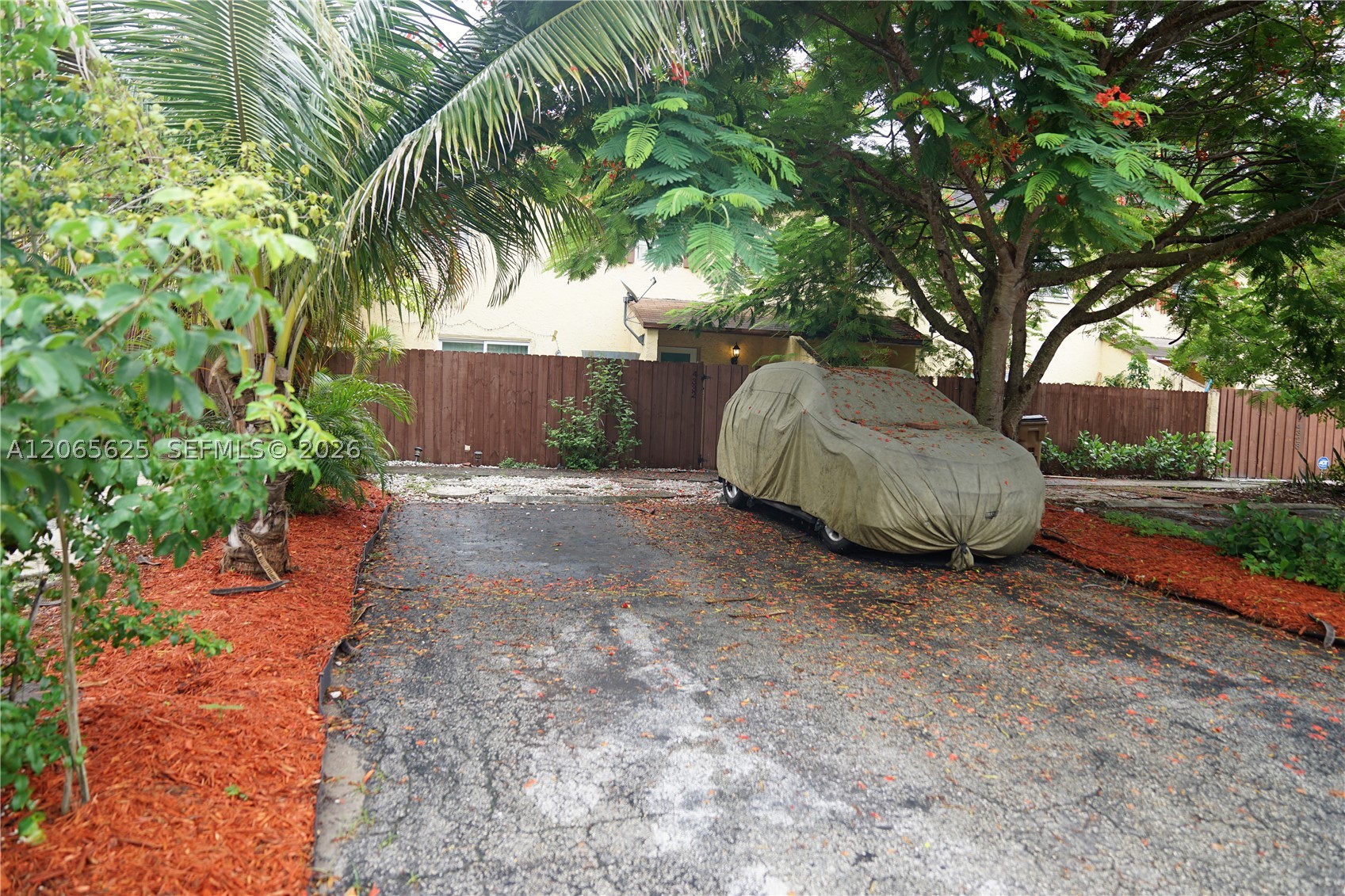 4332 Nw 3rd Terrace Property Photo 1