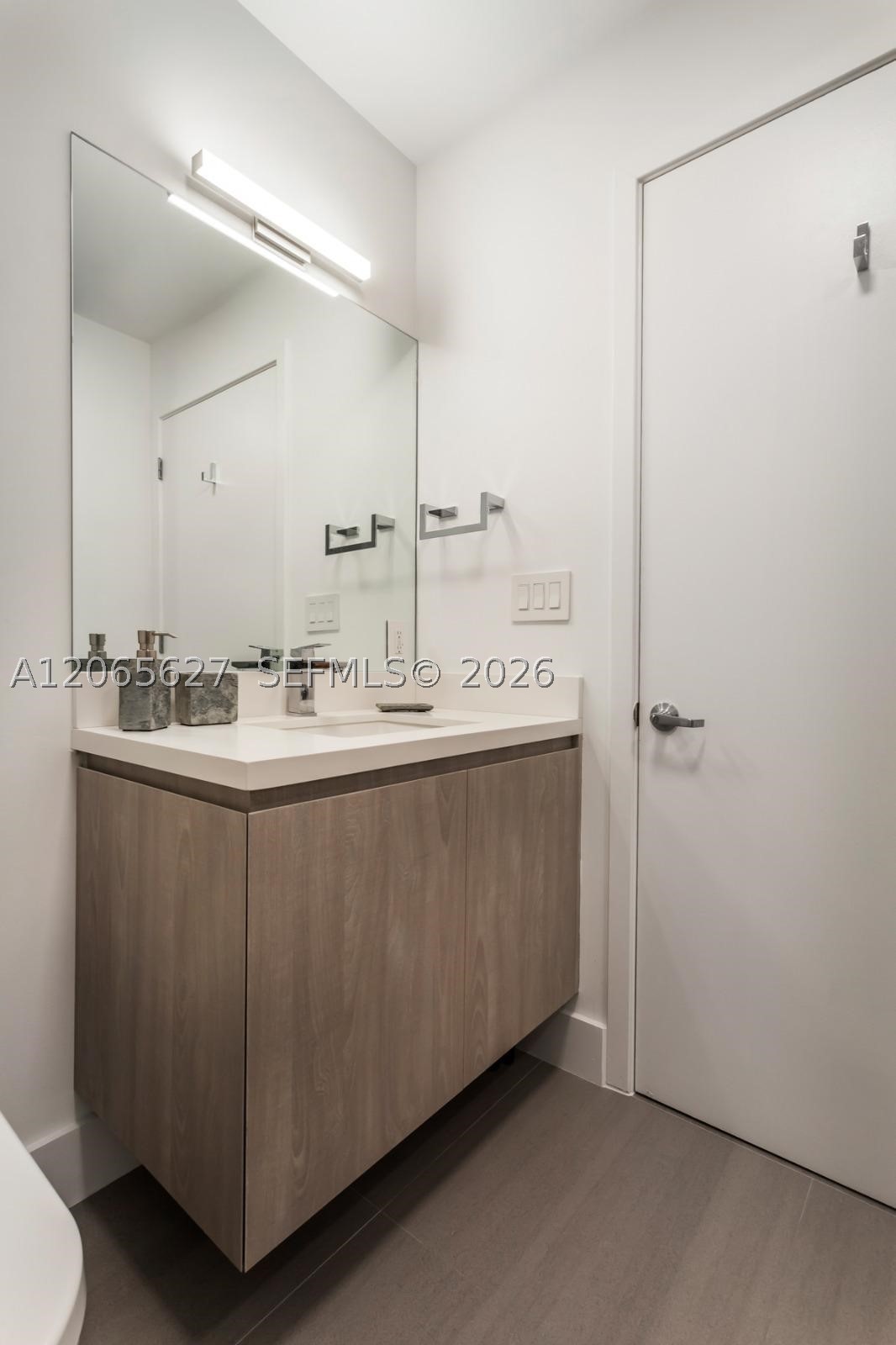 3470 E Coast Ave H2409 Property Photo 14