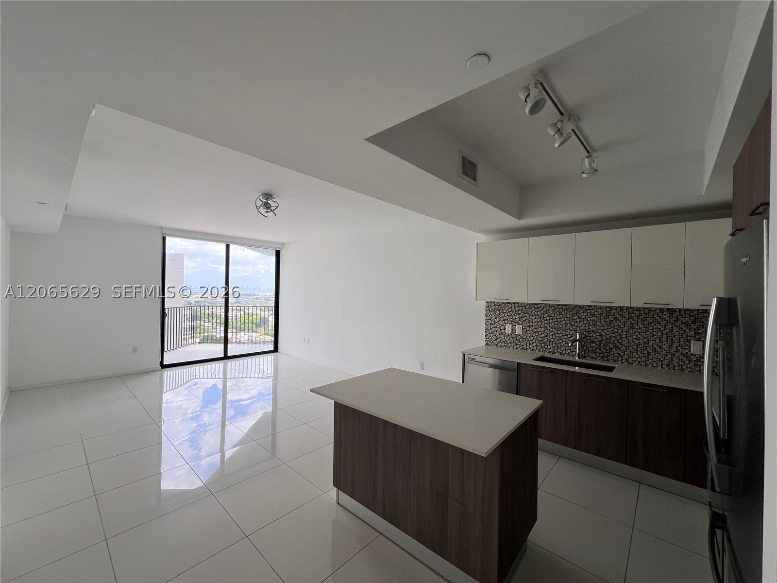 5300 Paseo Blvd 1807 Property Photo 4