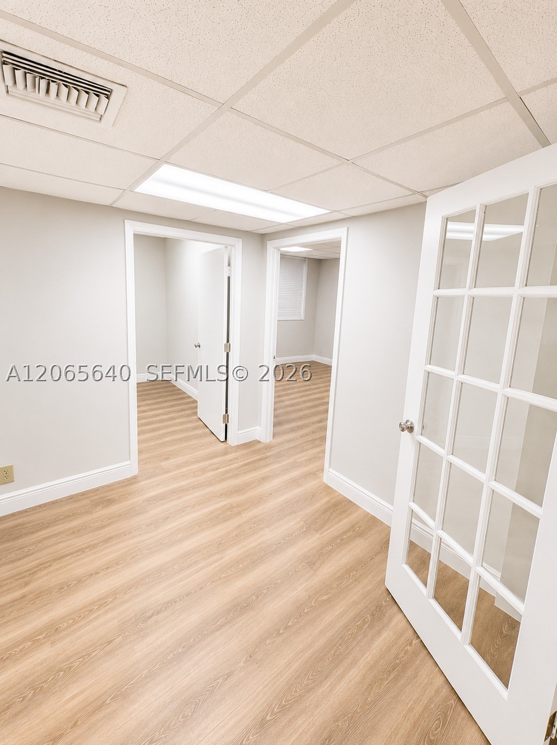 825 Brickell Bay Dr 1751 Property Photo 4