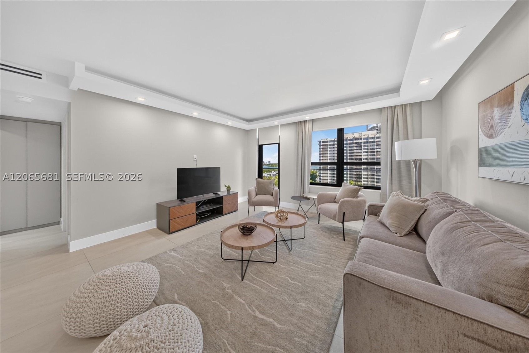 10185 Collins Ave 1223 Property Photo 13
