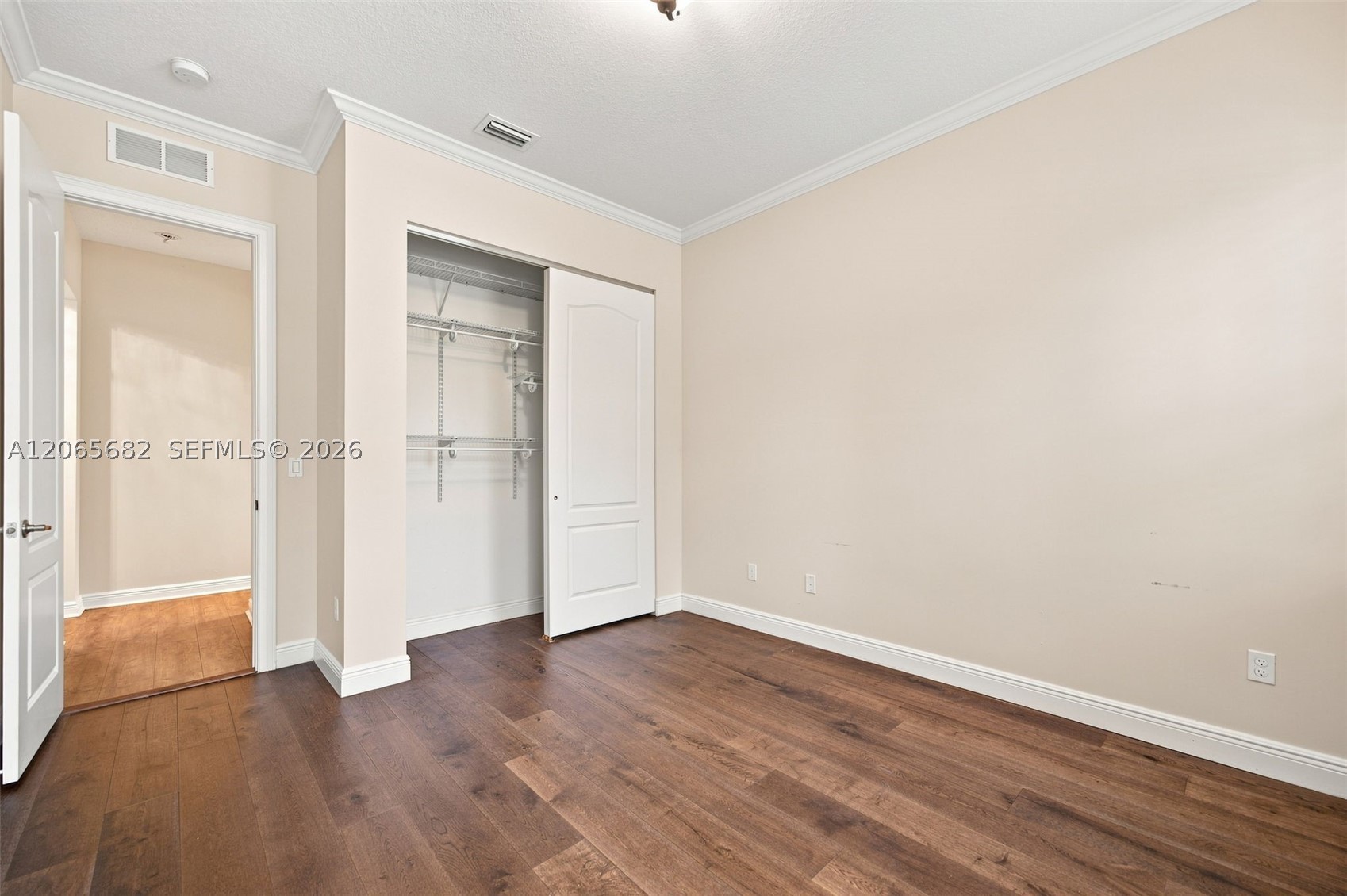 8550 Lakeside Bnd Property Photo 31