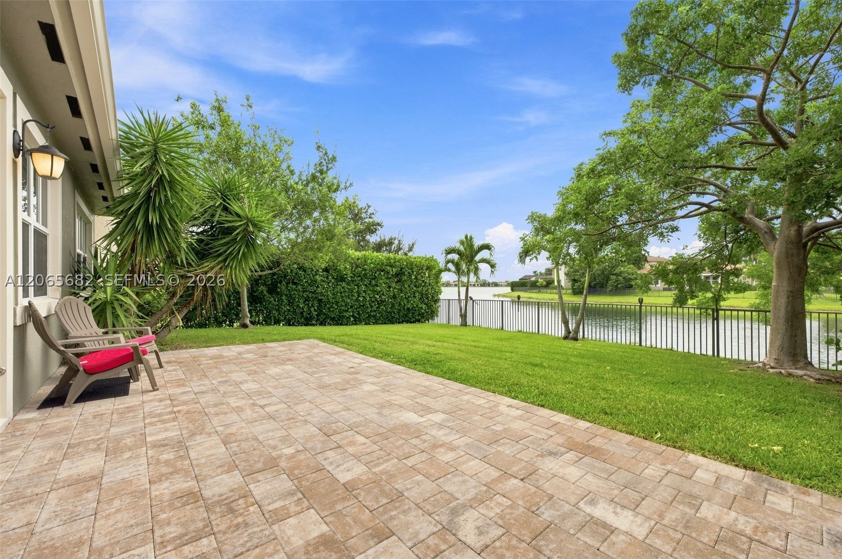 8550 Lakeside Bnd Property Photo 37