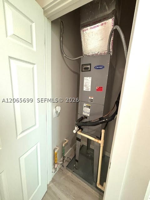 1300 Ponce De Leon Blvd 409 Property Photo 17
