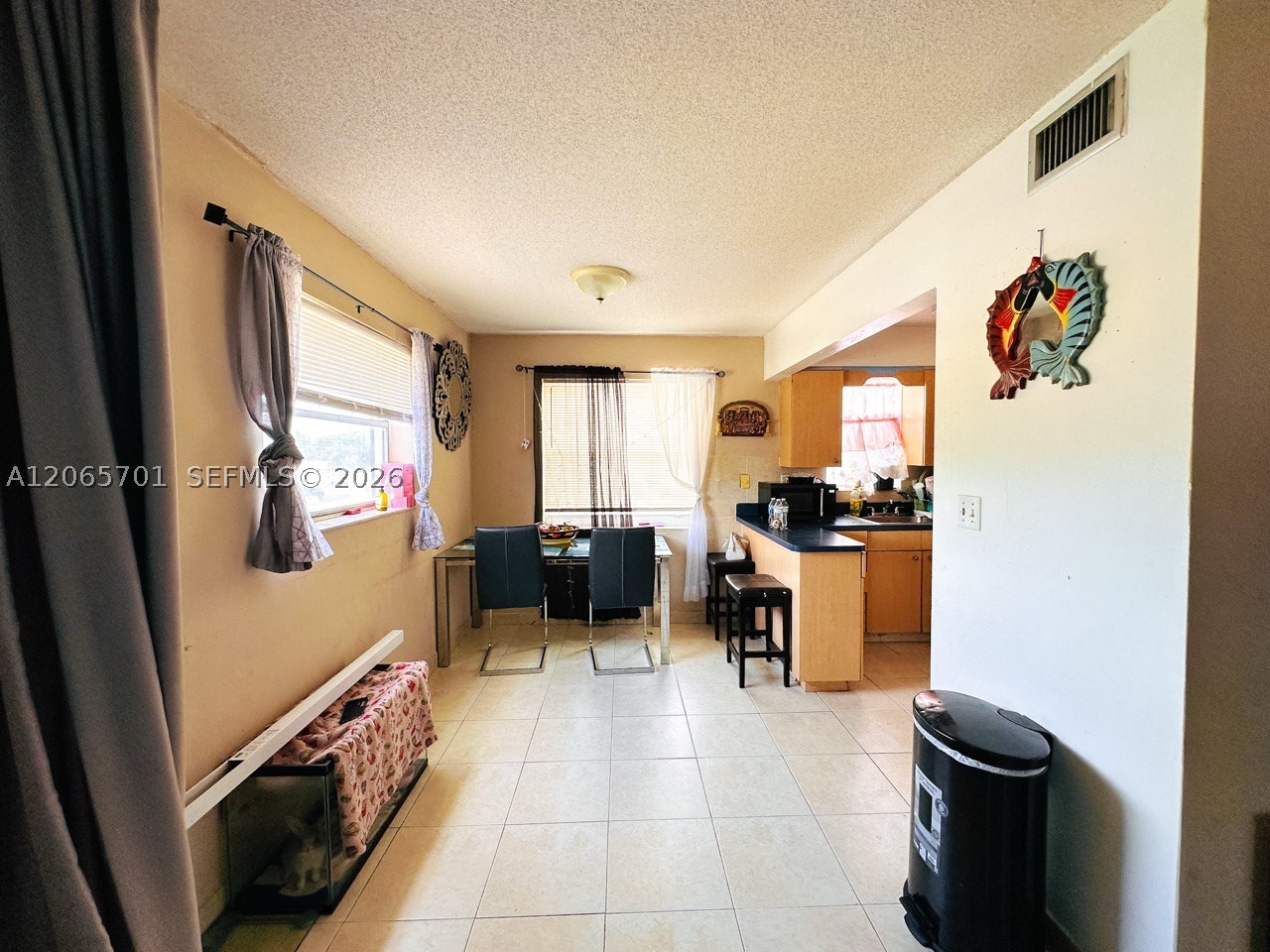 2420 Johnson St 202 Property Photo 6