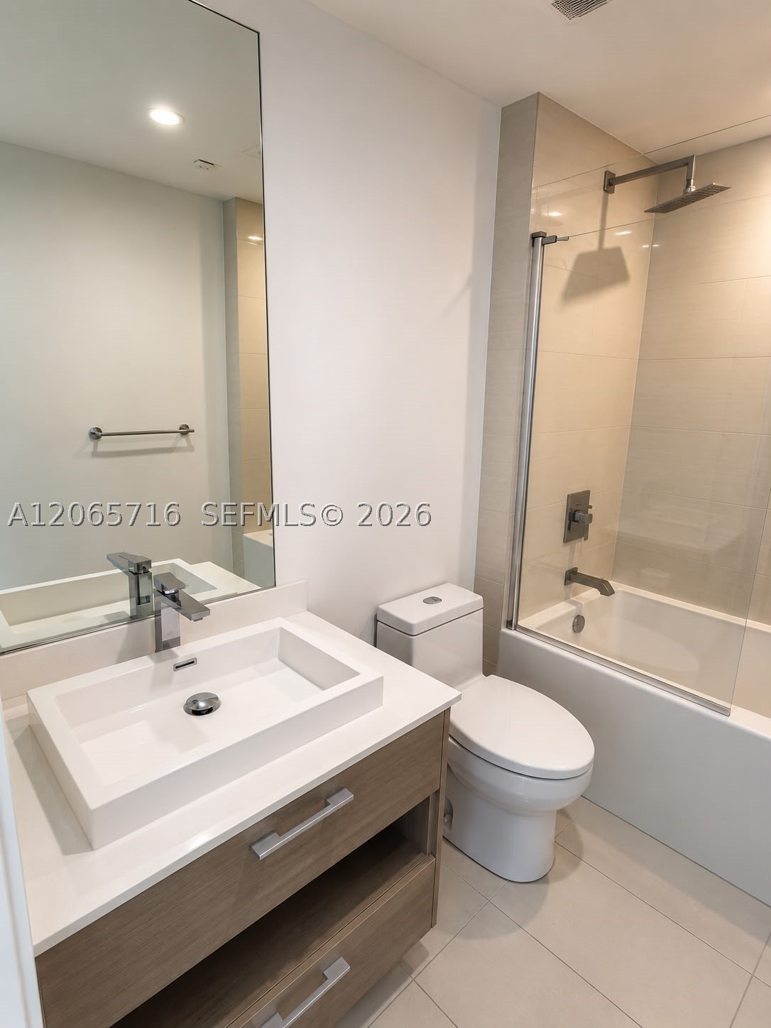 1300 S Miami Ave 1008 Property Photo 6