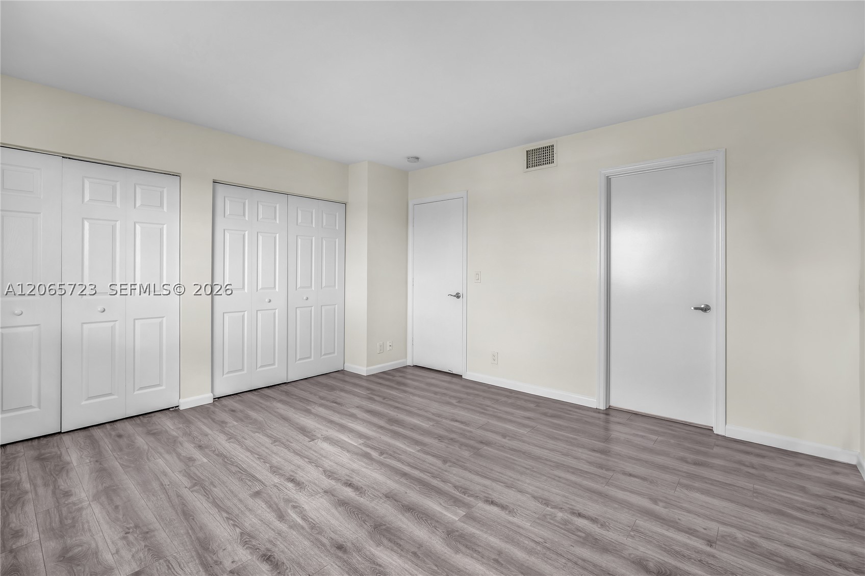 3698 San Simeon Cir Property Photo 12
