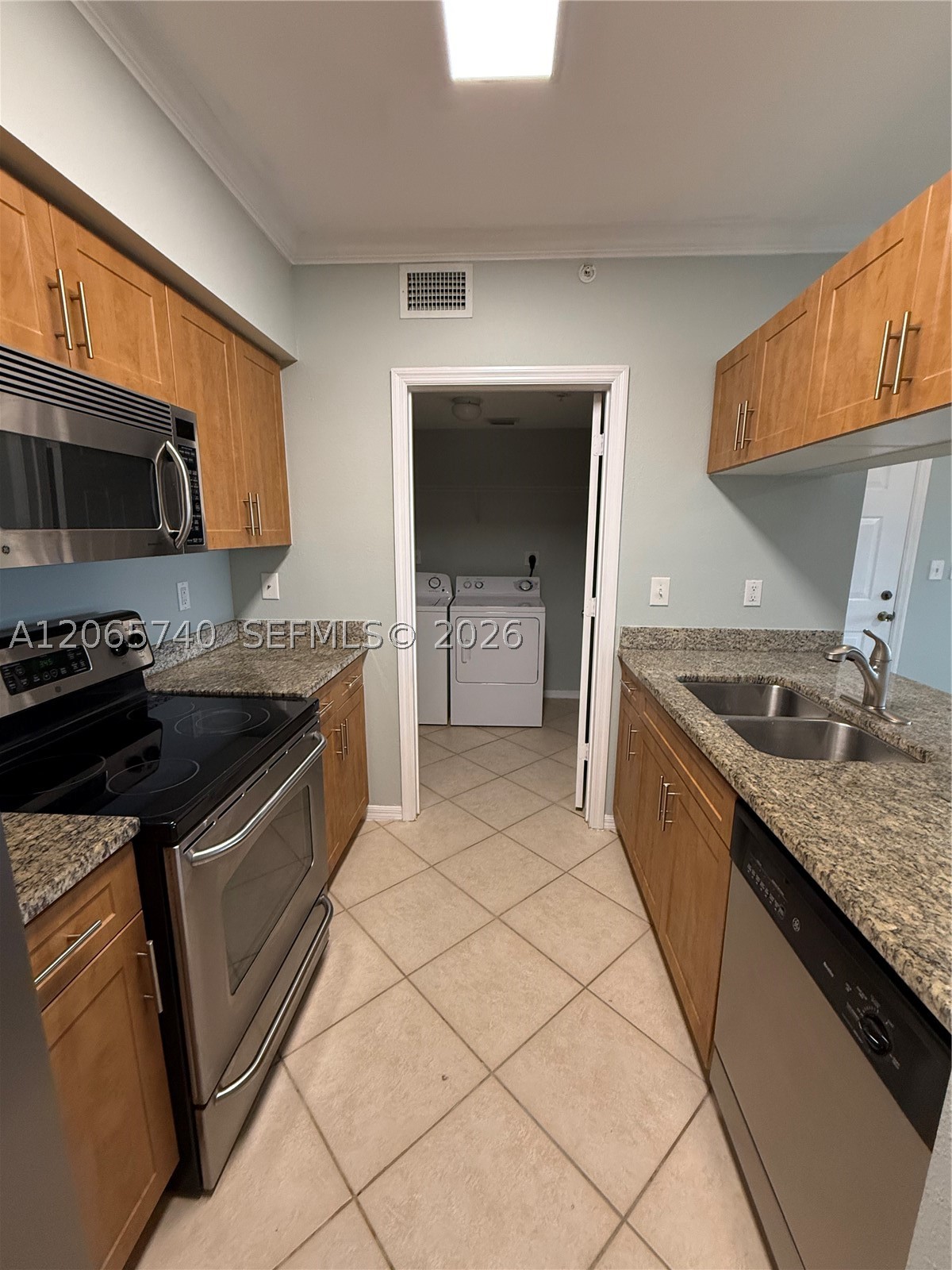 6482 Emerald Dunes Dr 303 Property Photo 6