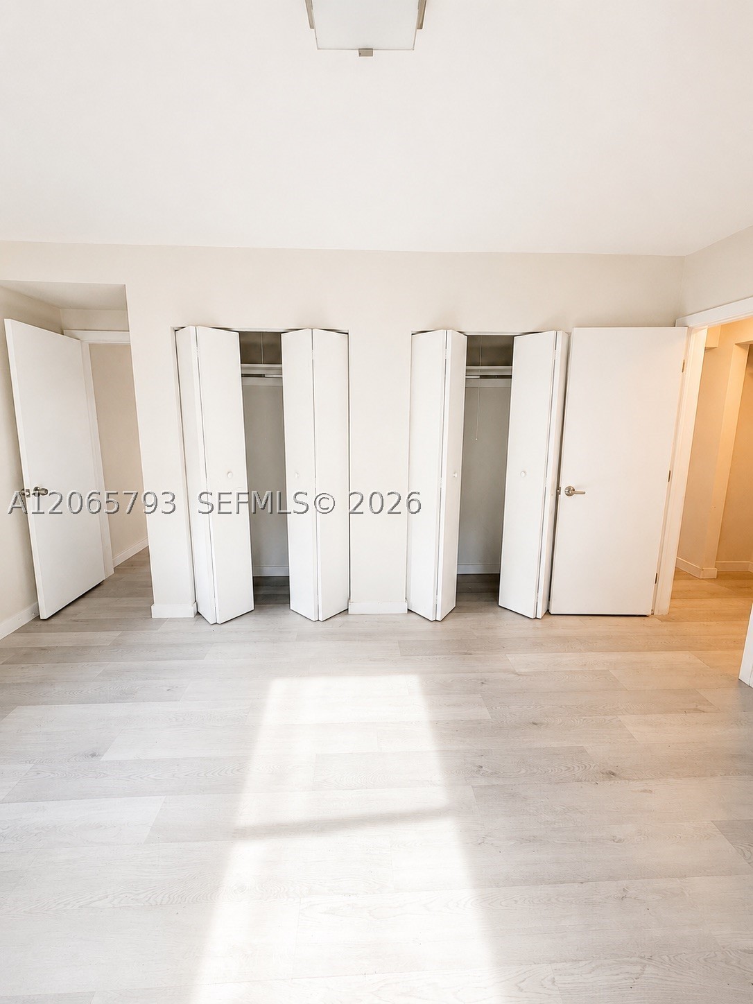 1535 Michigan Ave 6 Property Photo 5