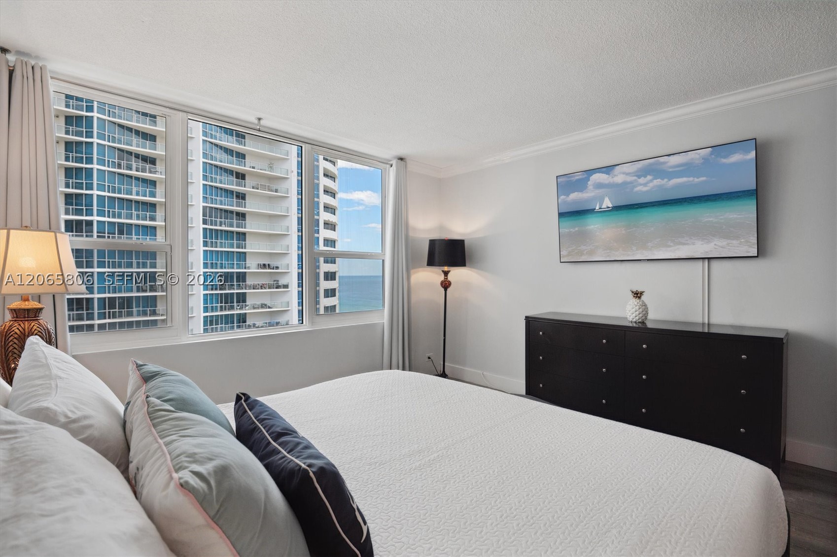 3505 S Ocean Dr 1208 Property Photo 6