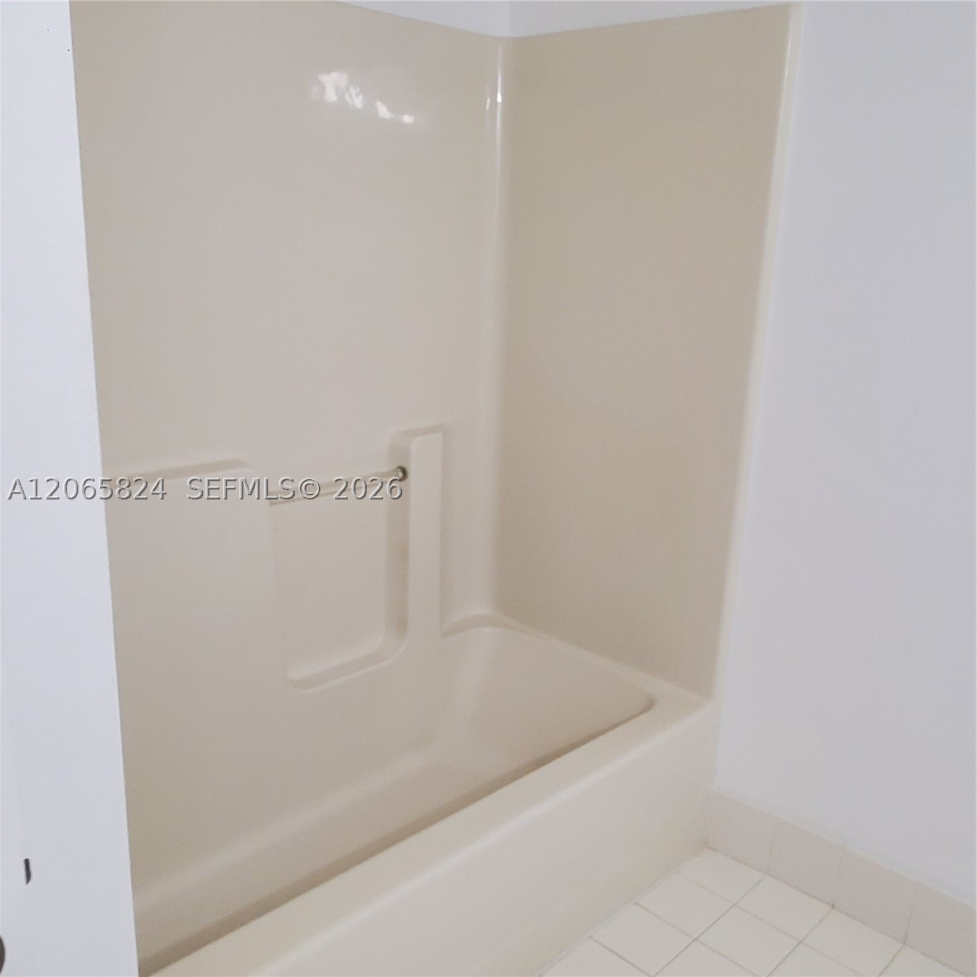 9909 Westwood Dr 12-1 Property Photo 16