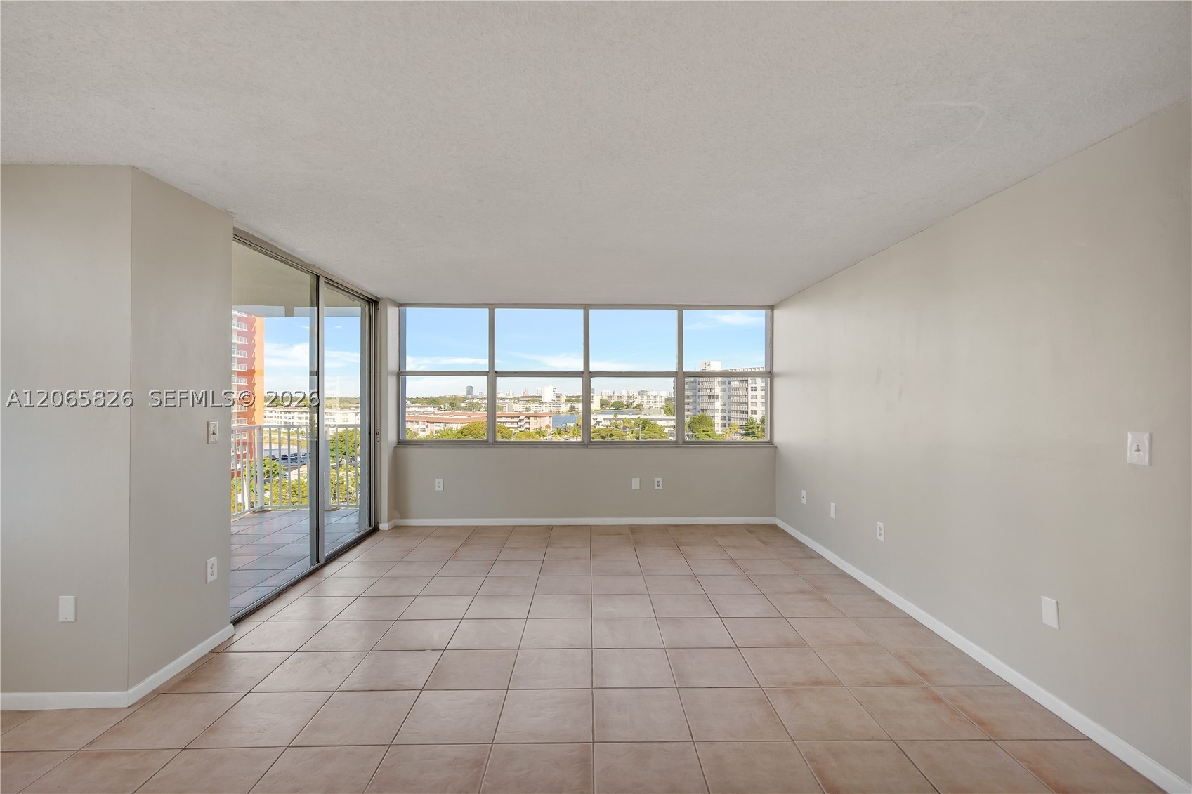 1300 Ne Miami Gardens Dr 714e Property Photo 3