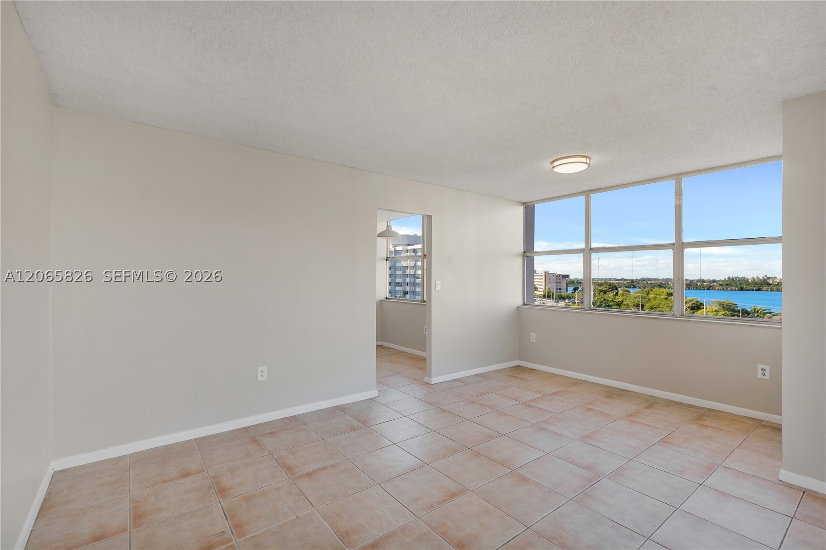 1300 Ne Miami Gardens Dr 714e Property Photo 4