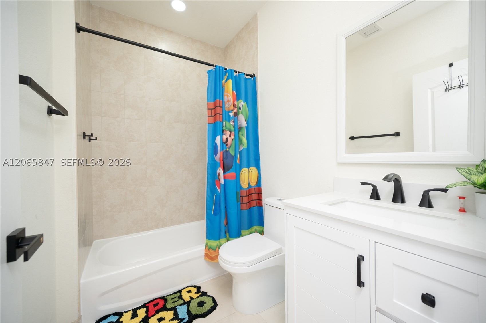 1046 Ne 17th Ter Property Photo 35