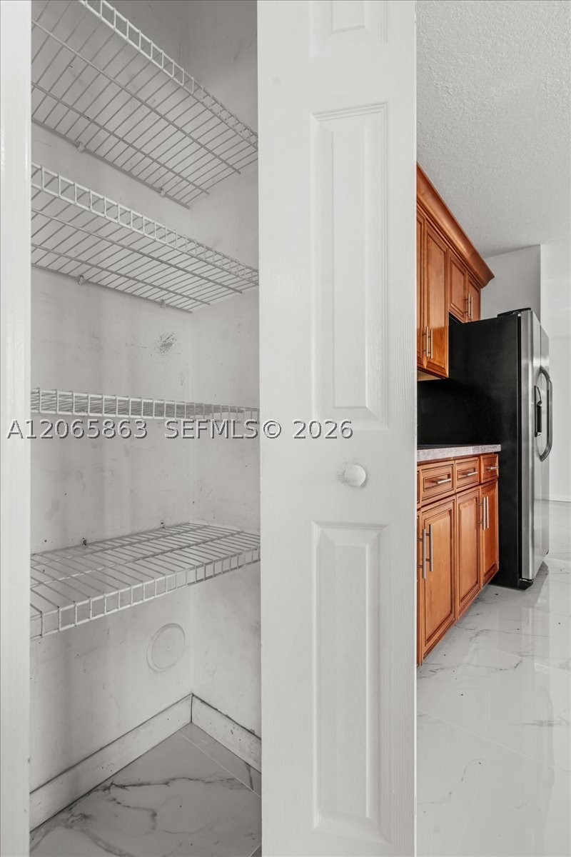 1720 Ne 35 Avenue Property Photo 11