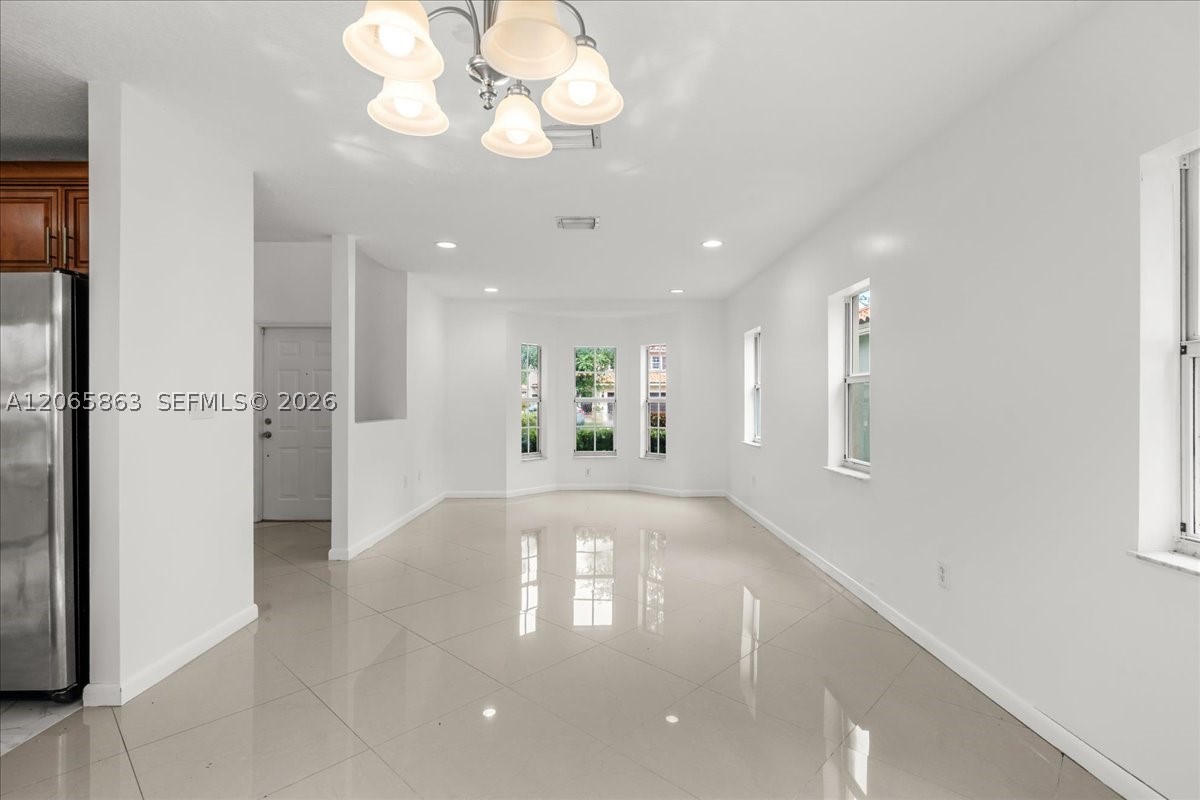 1720 Ne 35 Avenue Property Photo 19