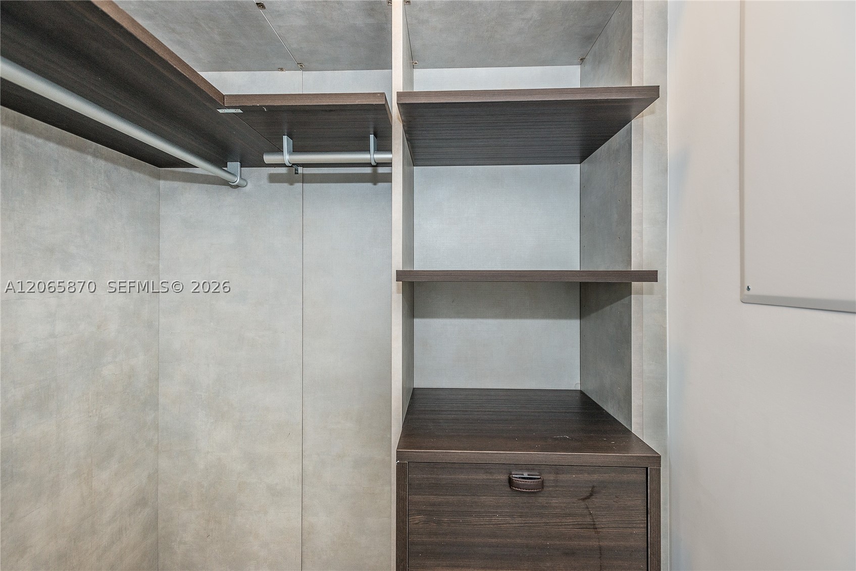55 Sw 9 St 2805 Property Photo 13