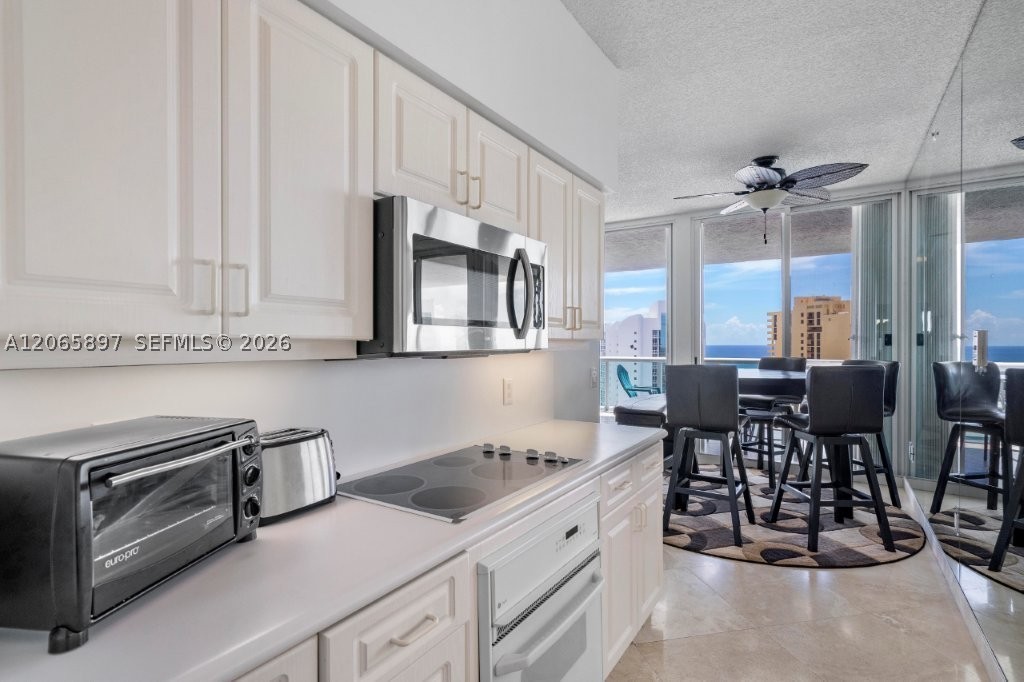 16400 Collins Ave 2842 Property Photo 10