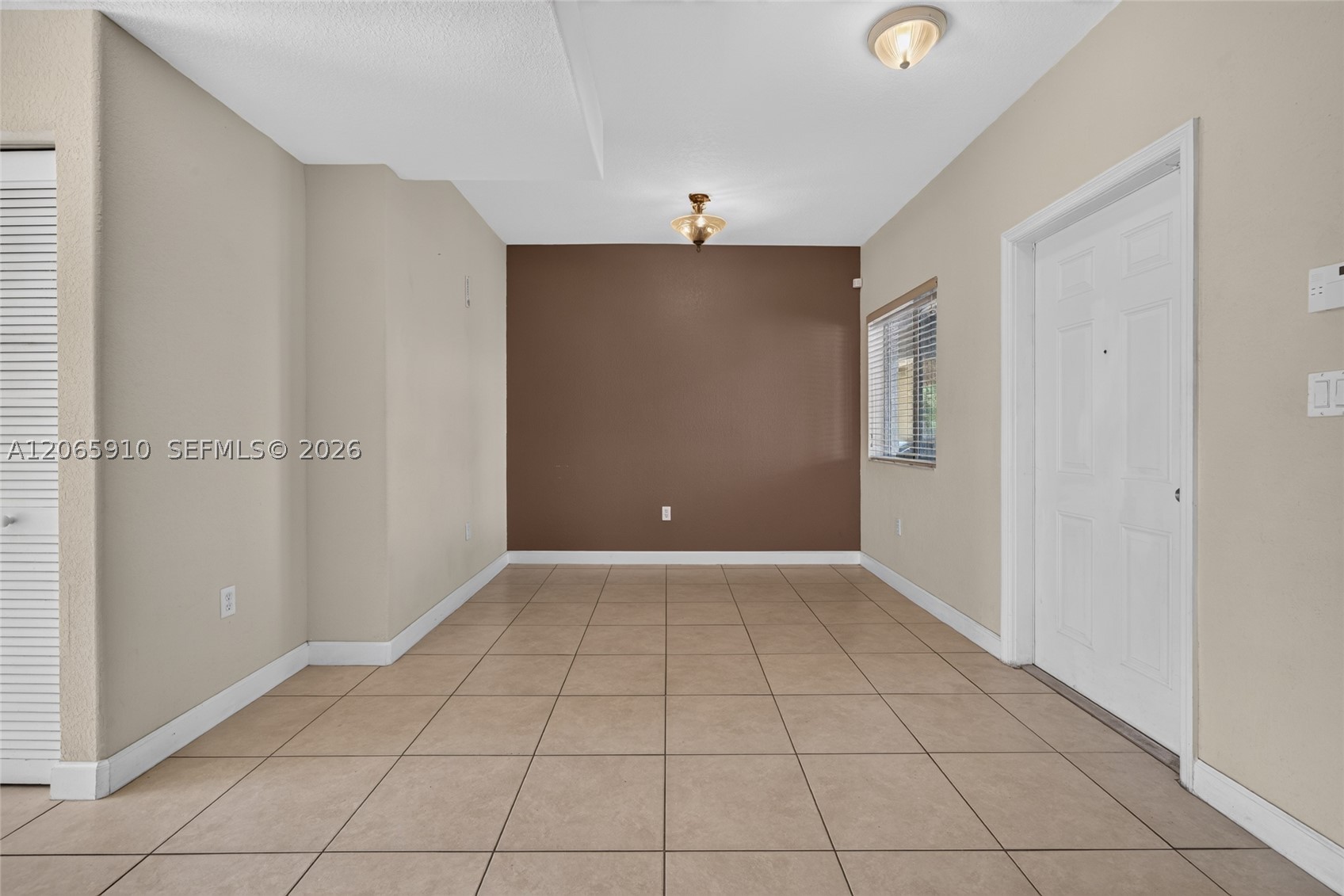 6776 Sw 22nd St Property Photo 9