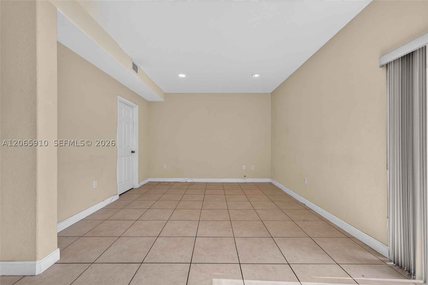 6776 Sw 22nd St Property Photo 14