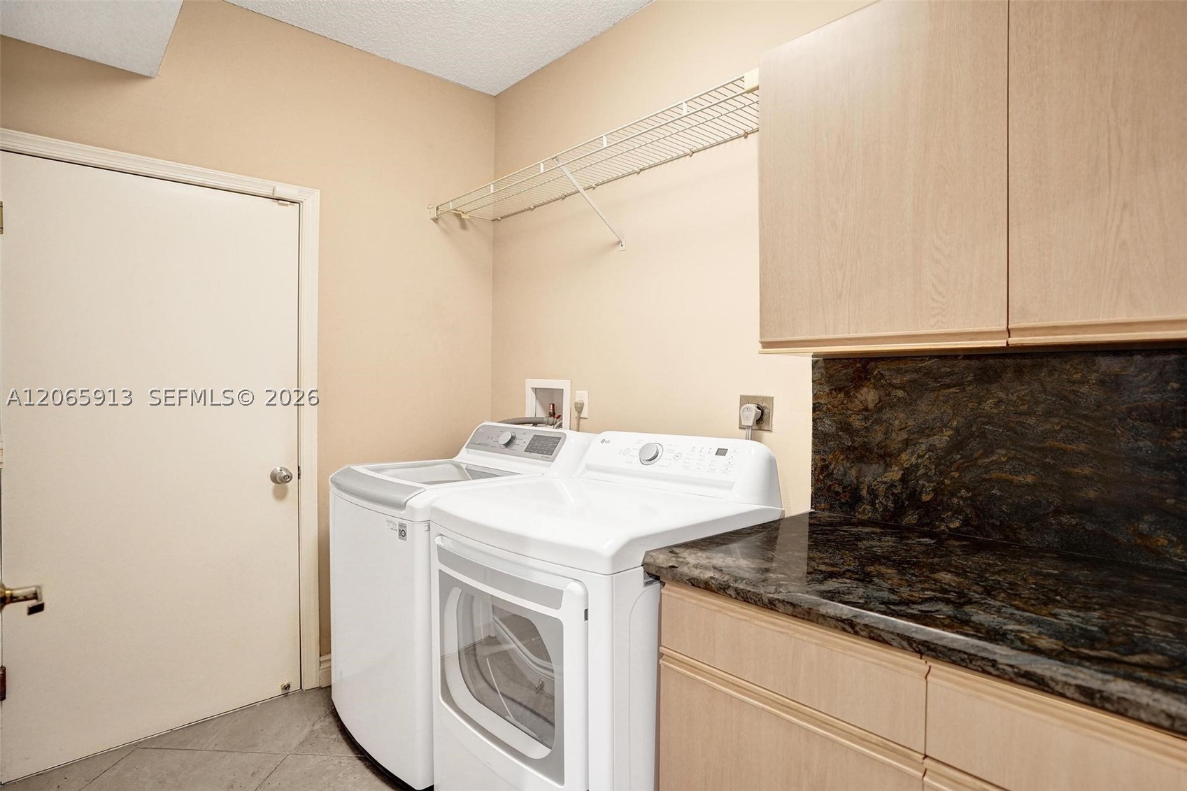 9308 Nw 8th Cir Property Photo 15
