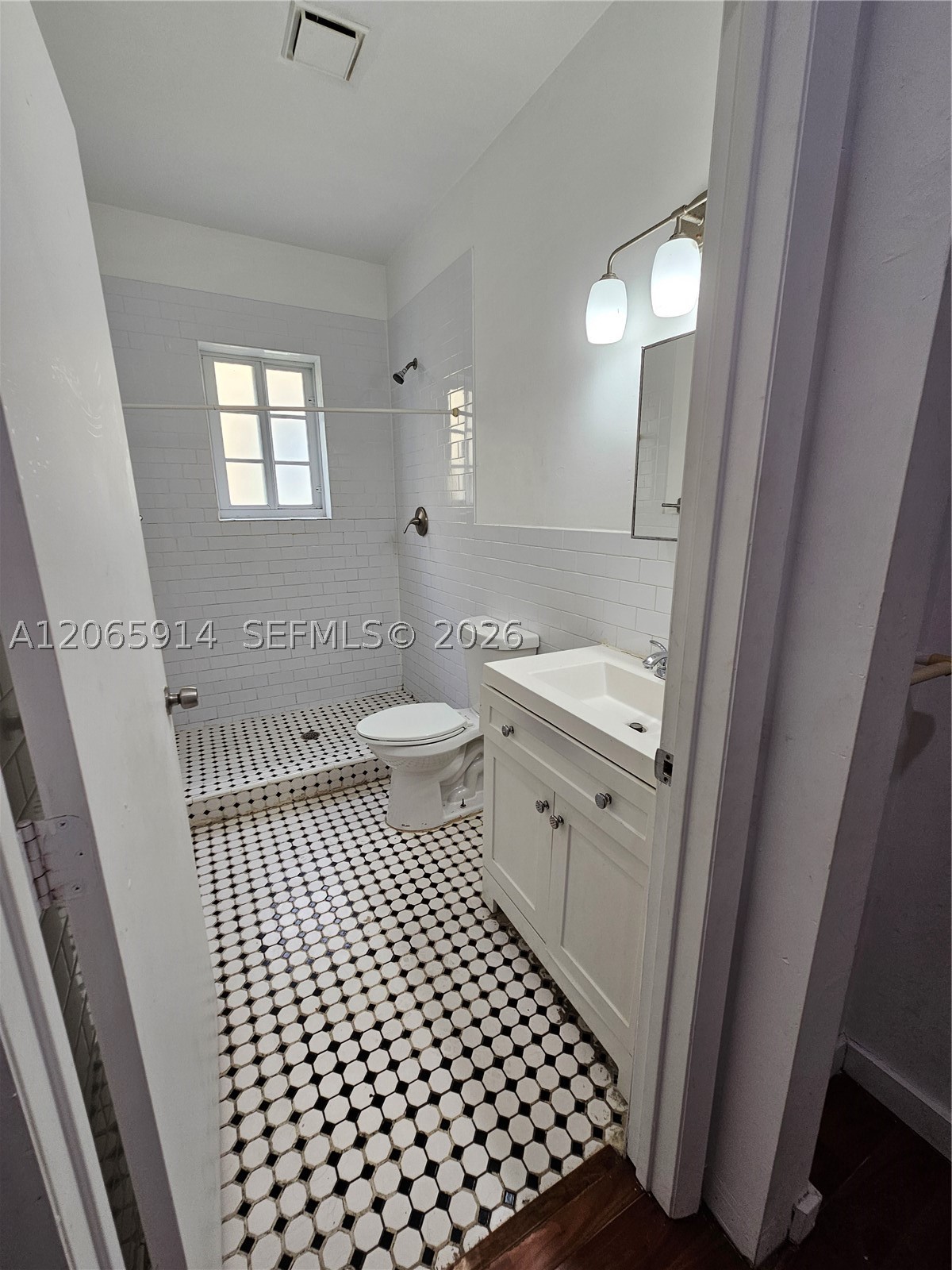 1345 Pennsylvania Ave 3c Property Photo 9