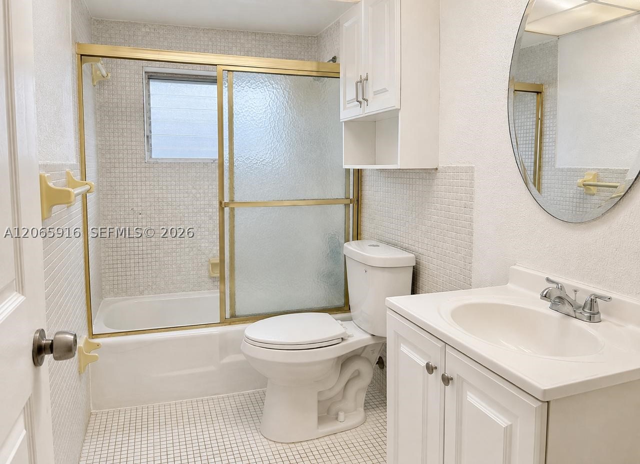 1855 Ne 121st St 6 Property Photo 10